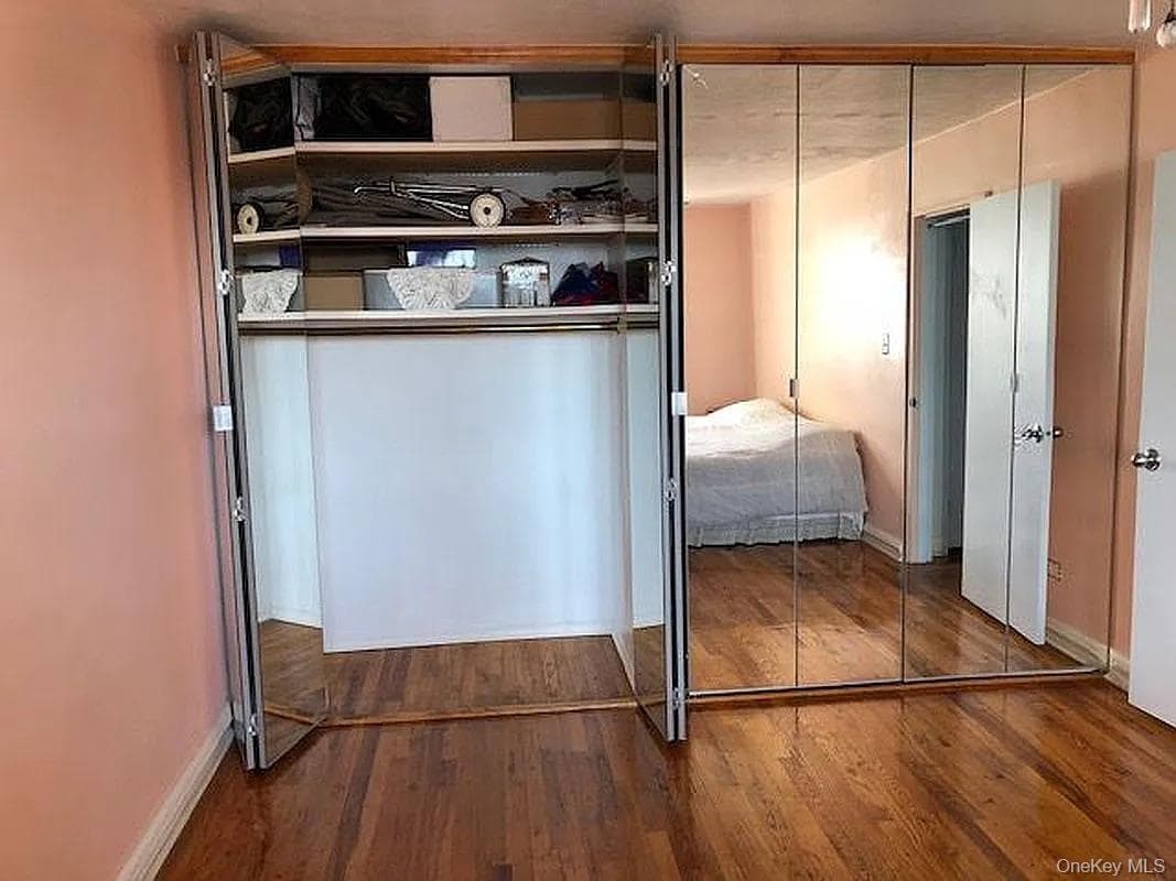 3080 Voorhies Avenue Unit: 5K thumbnail 8
