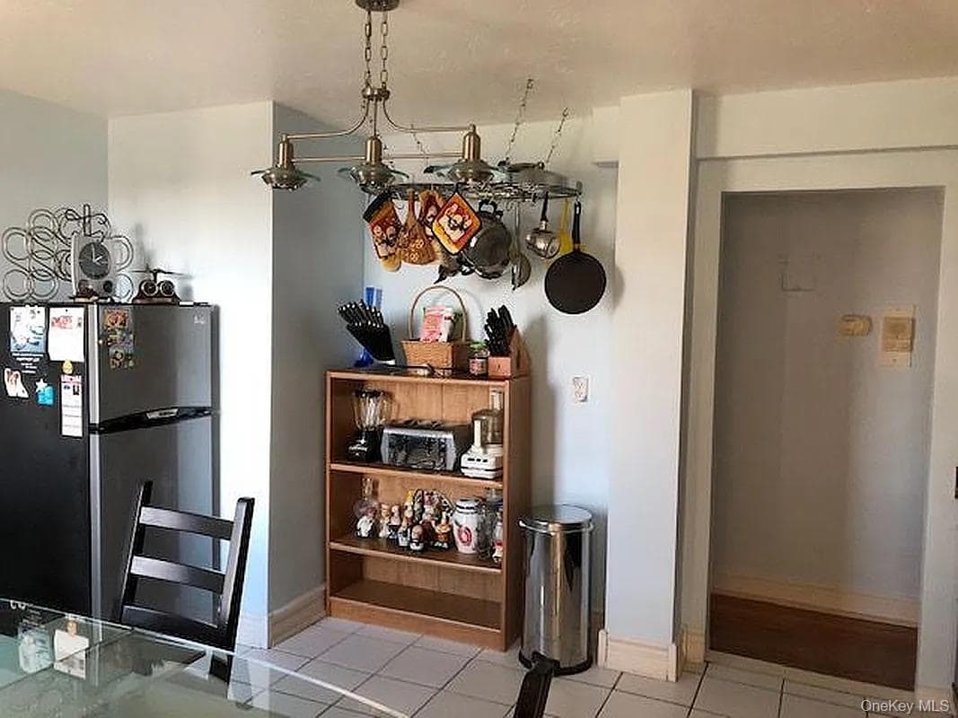 3080 Voorhies Avenue Unit: 5K thumbnail 2