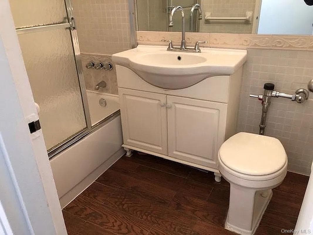 3080 Voorhies Avenue Unit: 5K thumbnail 4