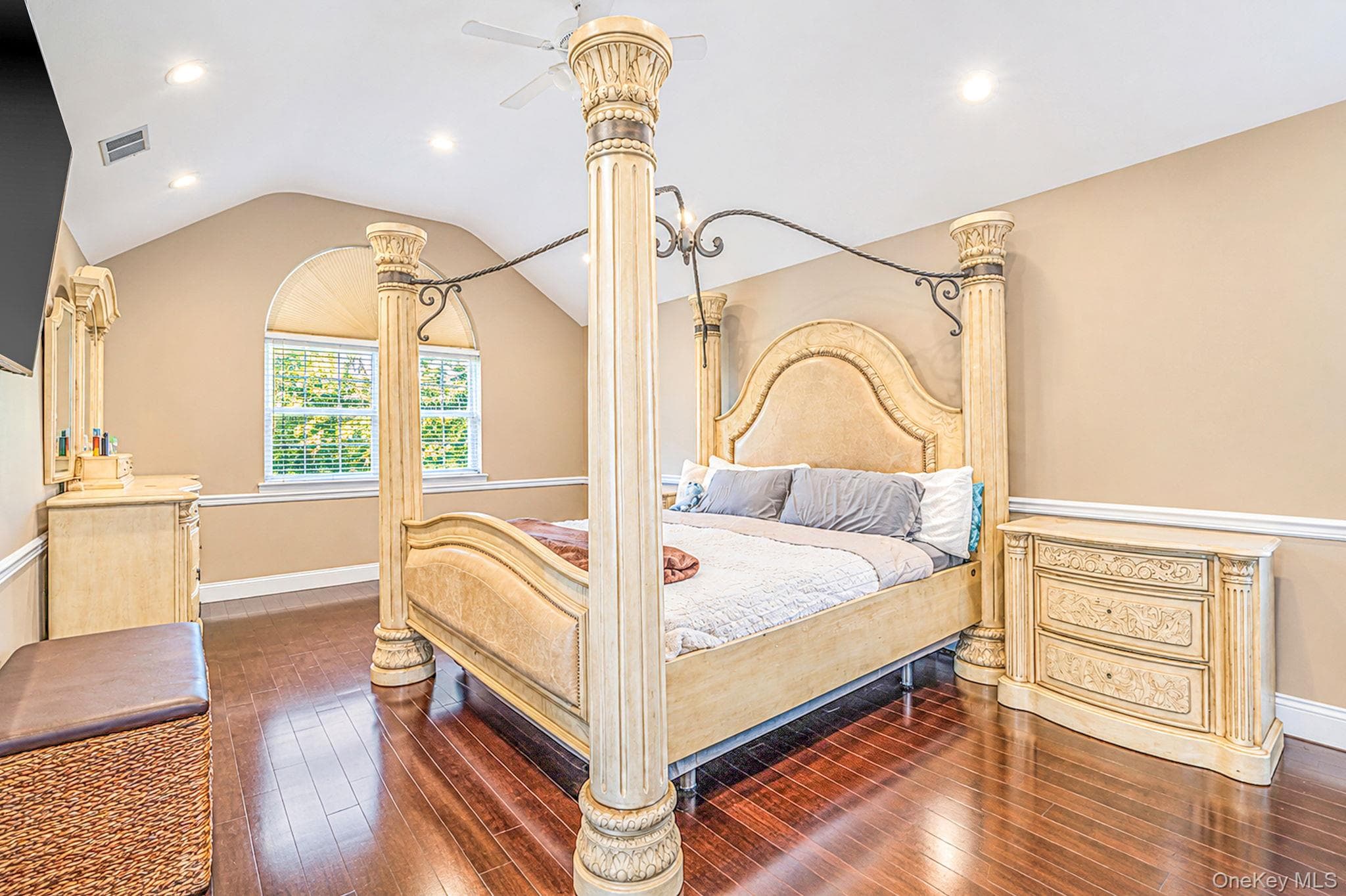 4 Crystal Brook Court thumbnail 25