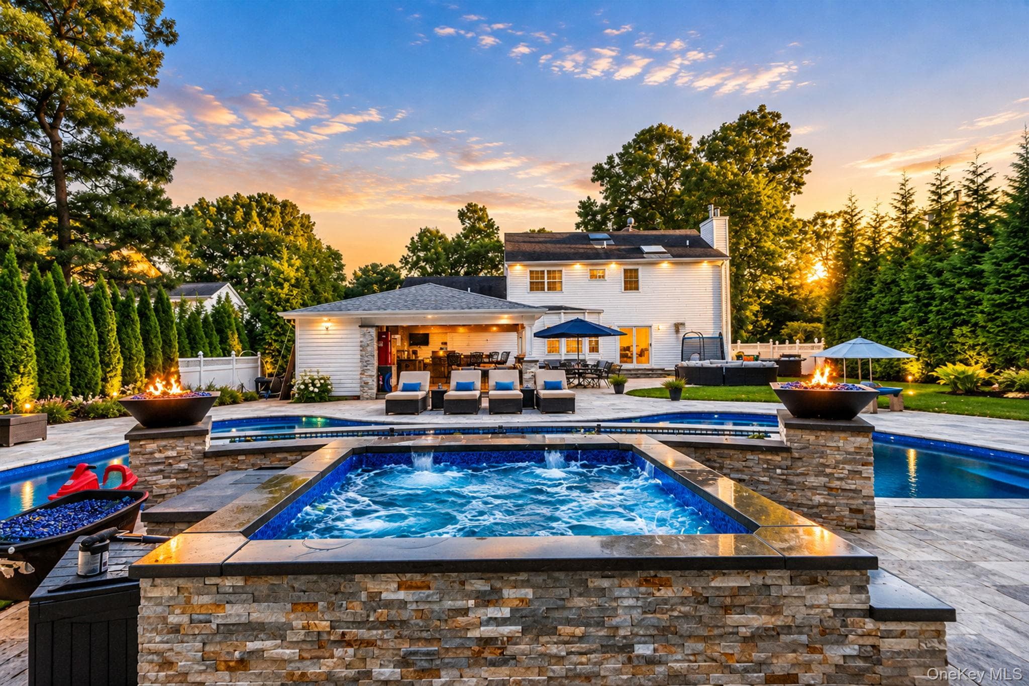 4 Crystal Brook Court thumbnail 3