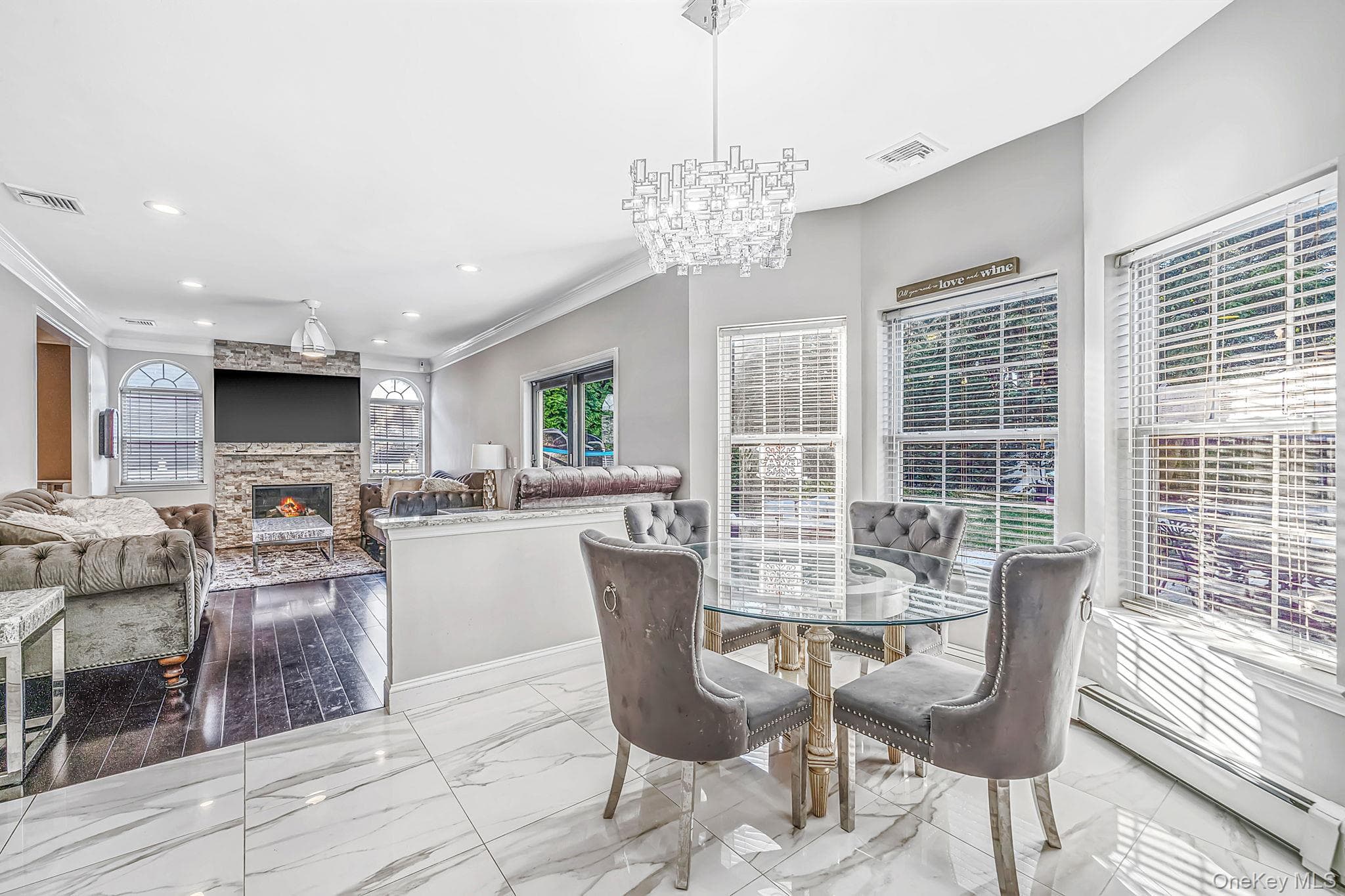 4 Crystal Brook Court thumbnail 7