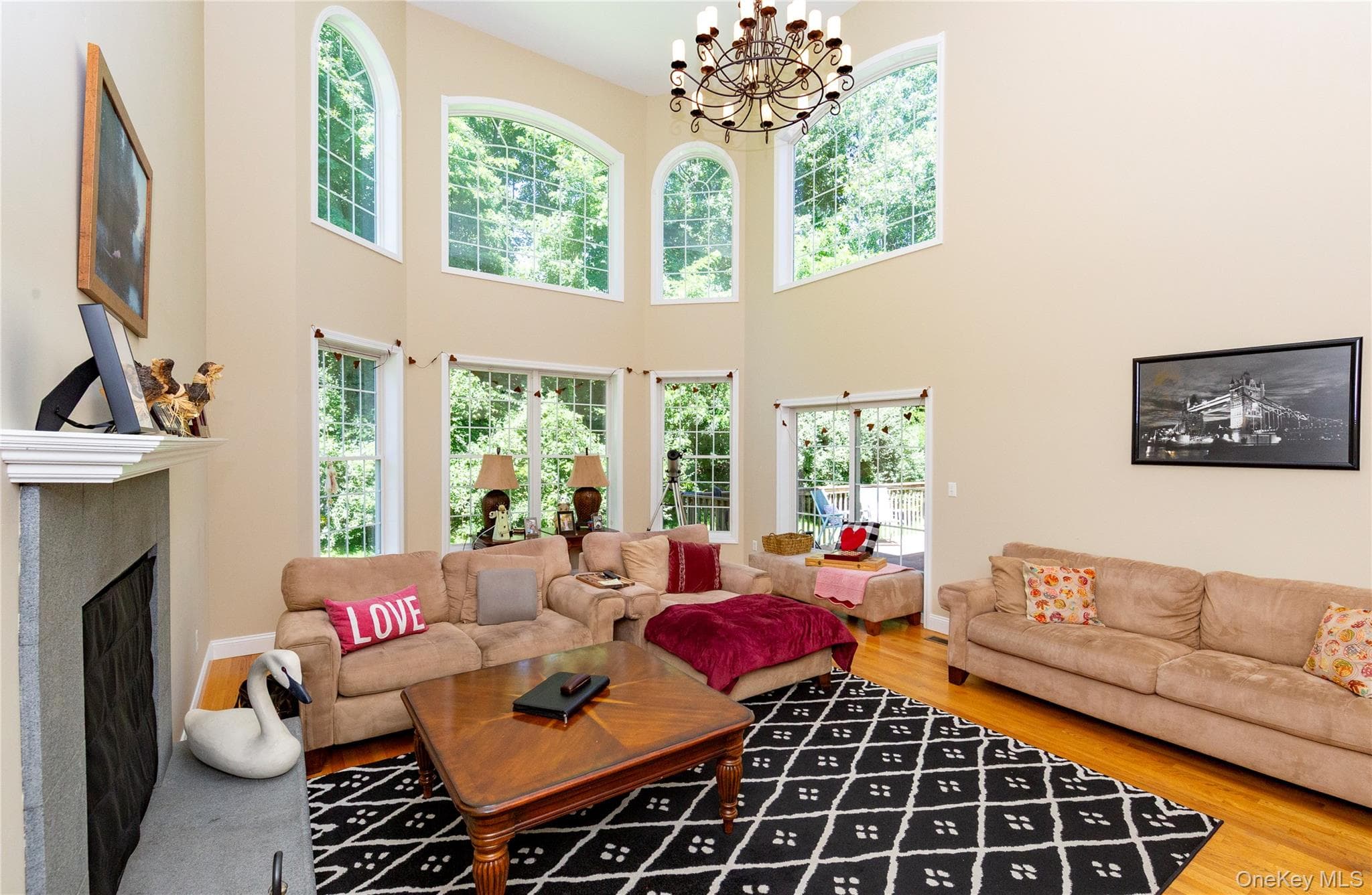 139 S Harmony Hill Road thumbnail 28