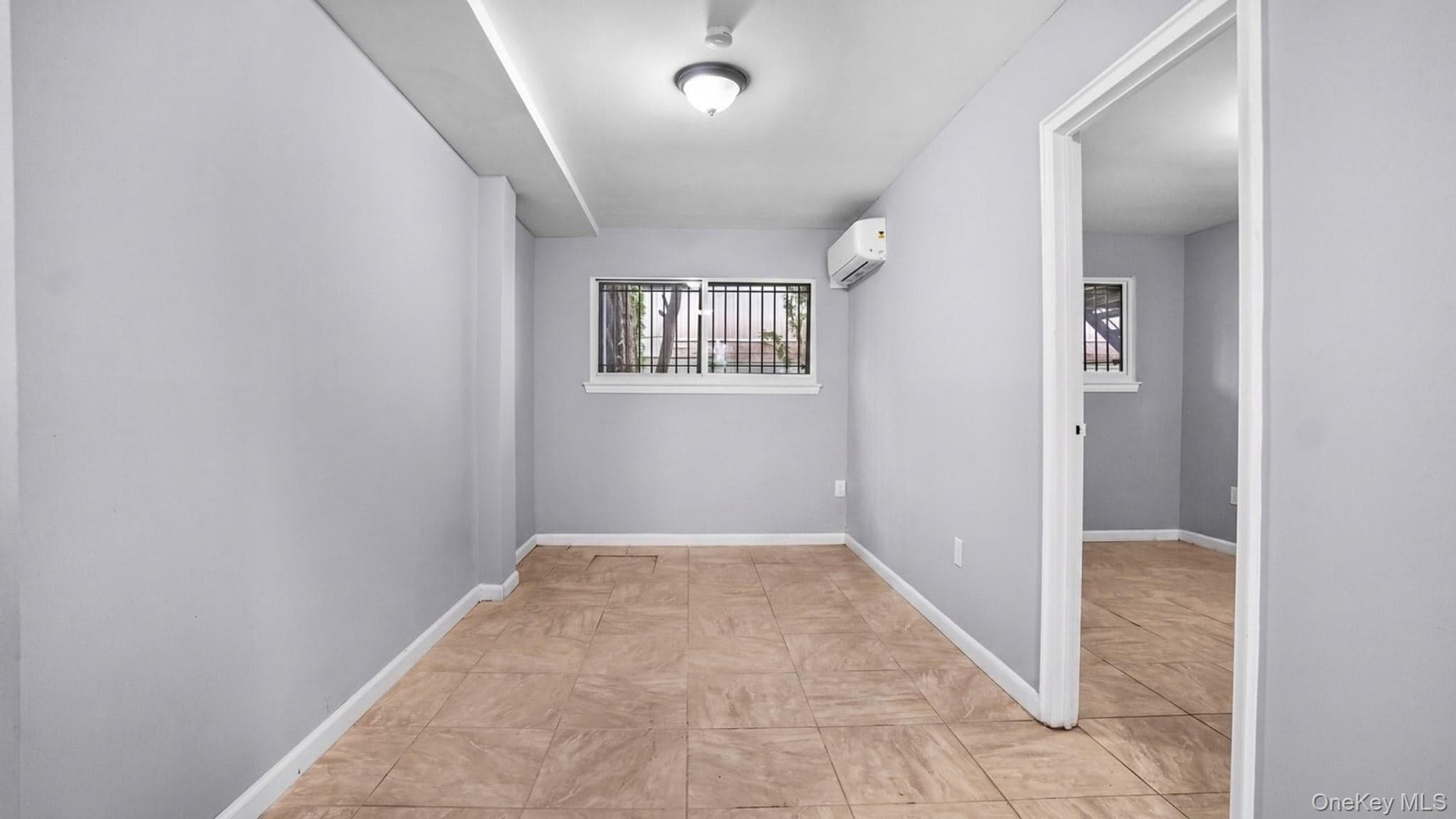 806 E 227th Street thumbnail 20