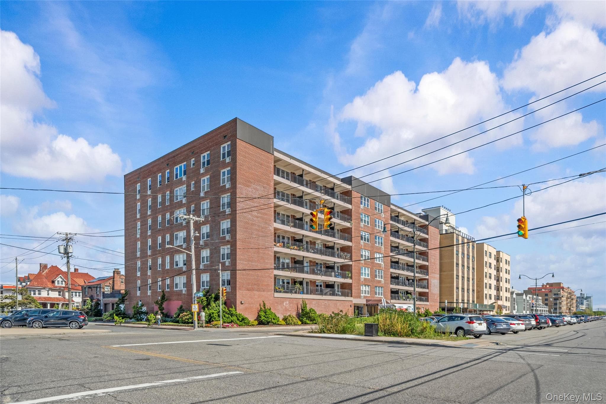 1 E Broadway Unit: 7O, Long Beach