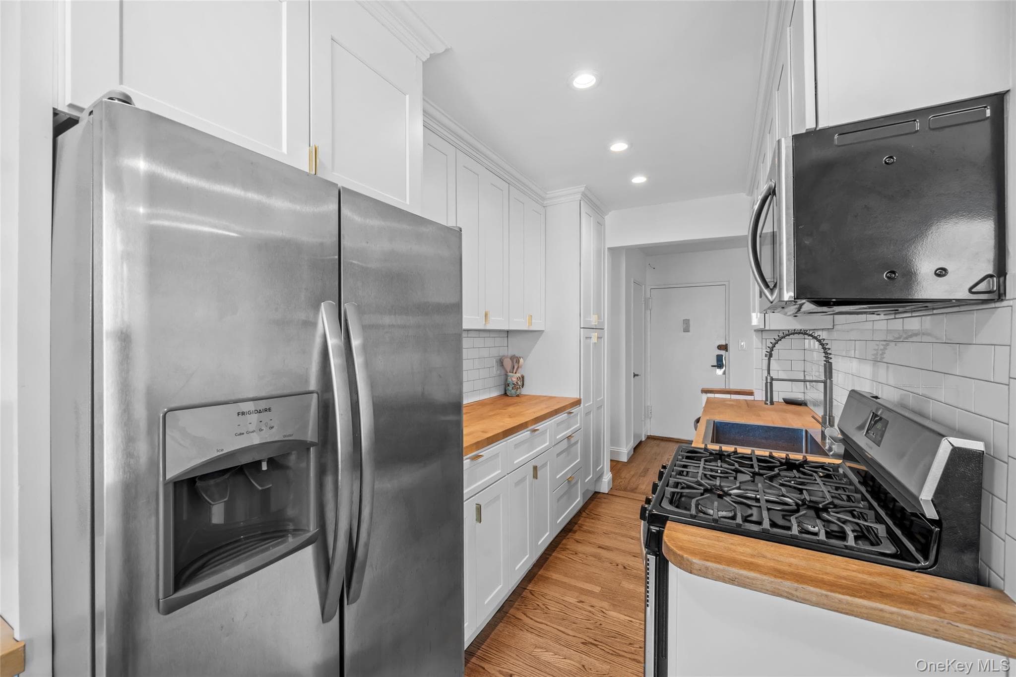 1 E Broadway Unit: 7O thumbnail 10