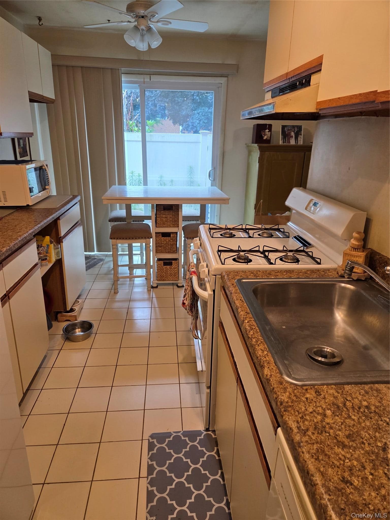 460 Old Town Road Rd Unit: 3C thumbnail 8