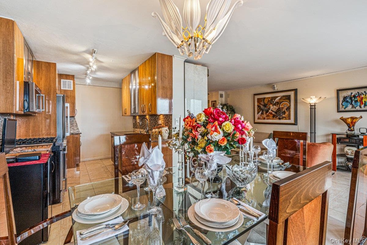 17-85 215 Street Unit: 12M thumbnail 12