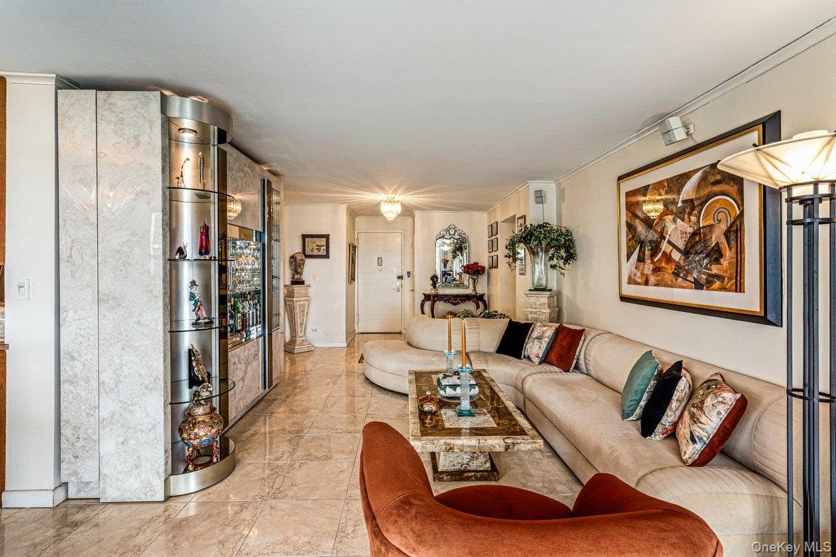 17-85 215 Street Unit: 12M thumbnail 9