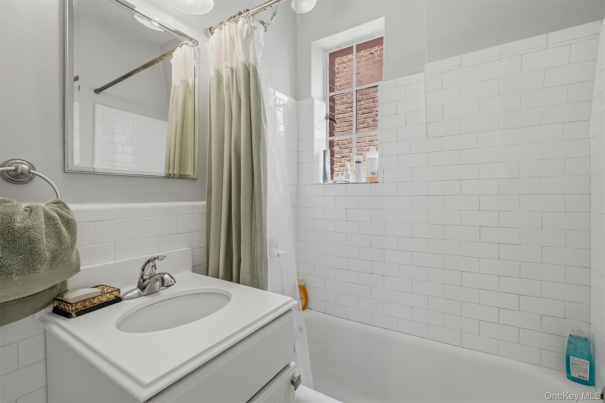 20 N Broadway Unit: A304 thumbnail 25