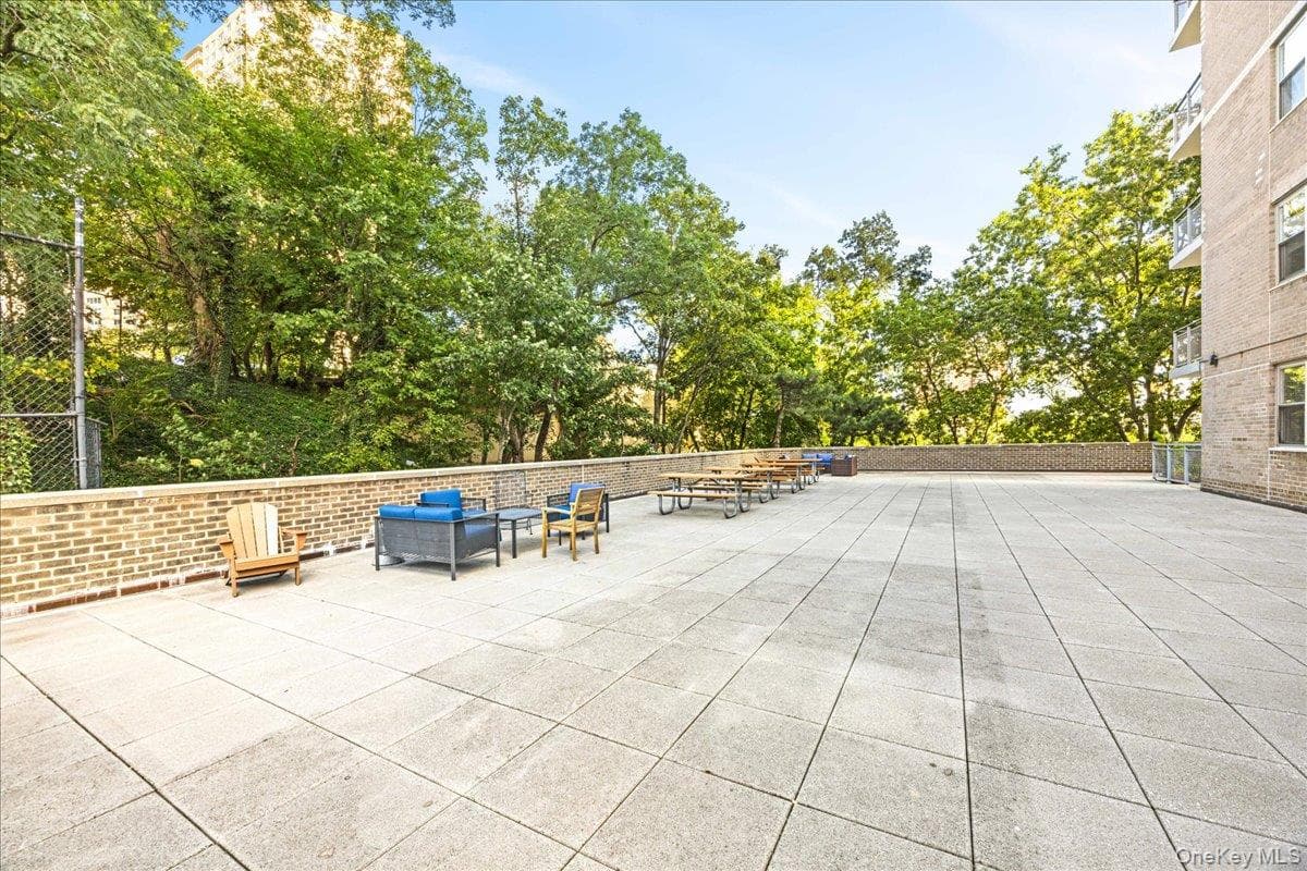 555 Kappock Street Unit: 7E thumbnail 37