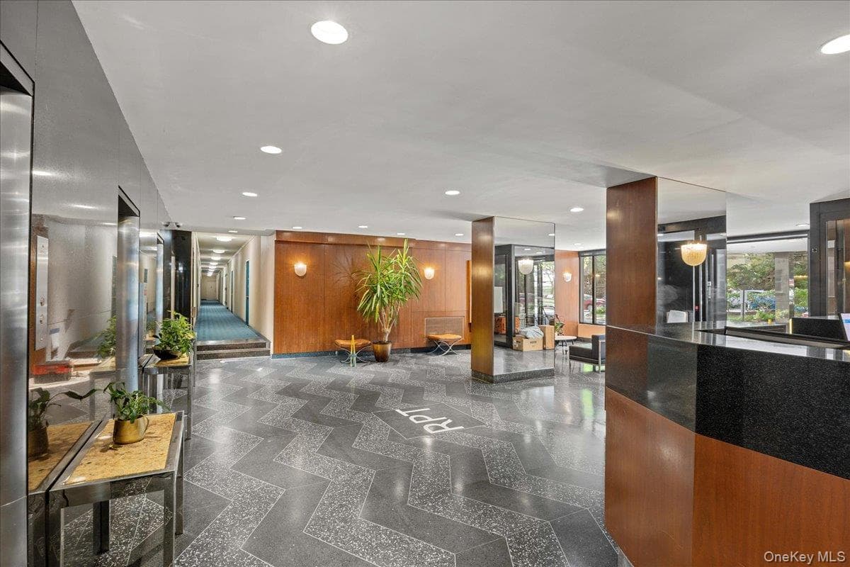 555 Kappock Street Unit: 7E thumbnail 7