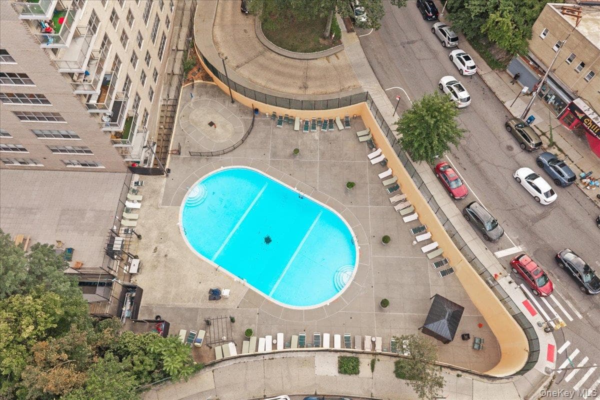 555 Kappock Street Unit: 7E thumbnail 40