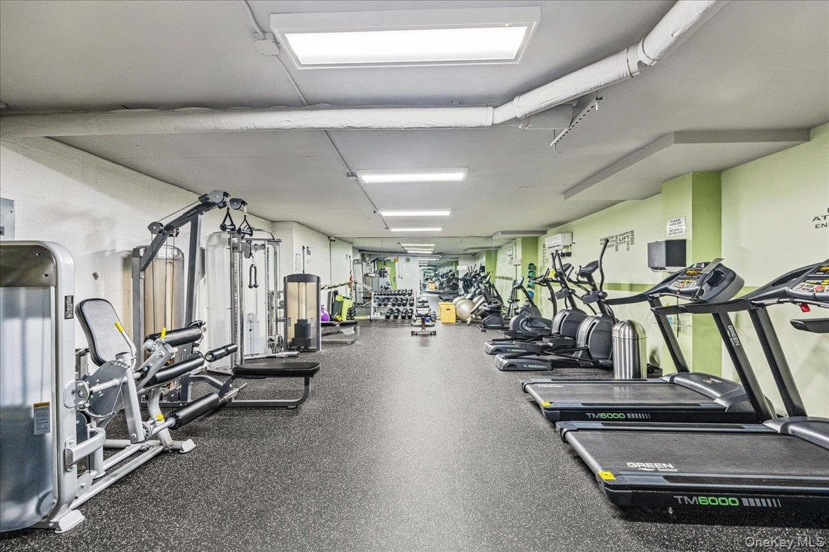 555 Kappock Street Unit: 7E thumbnail 32