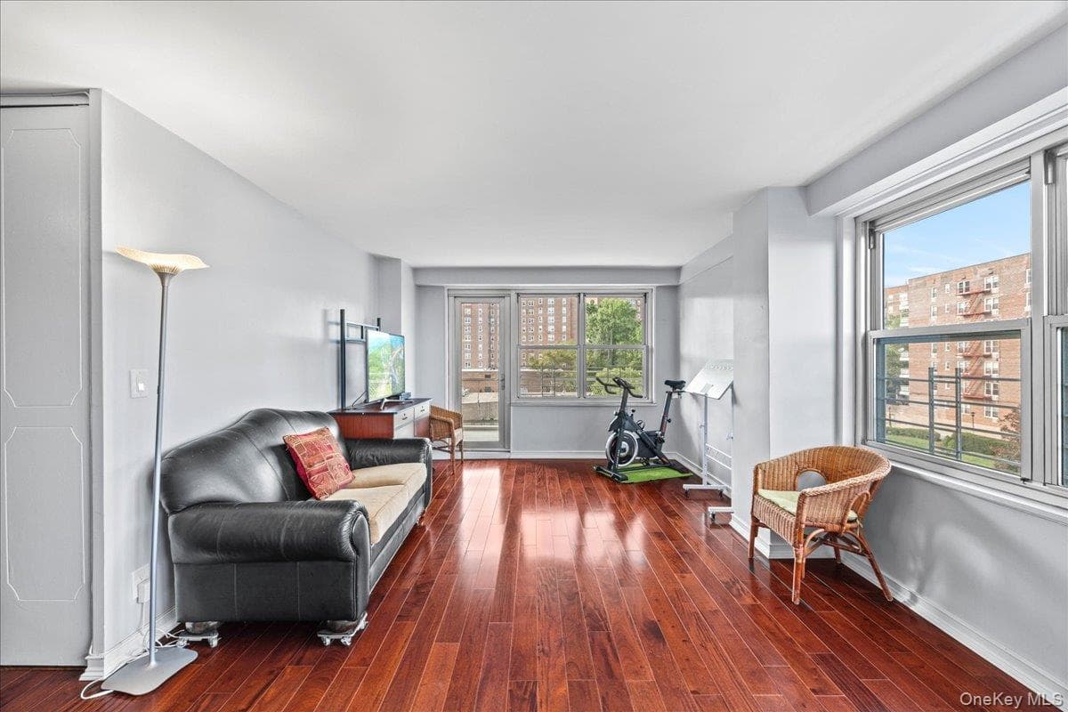 555 Kappock Street Unit: 7E thumbnail 13