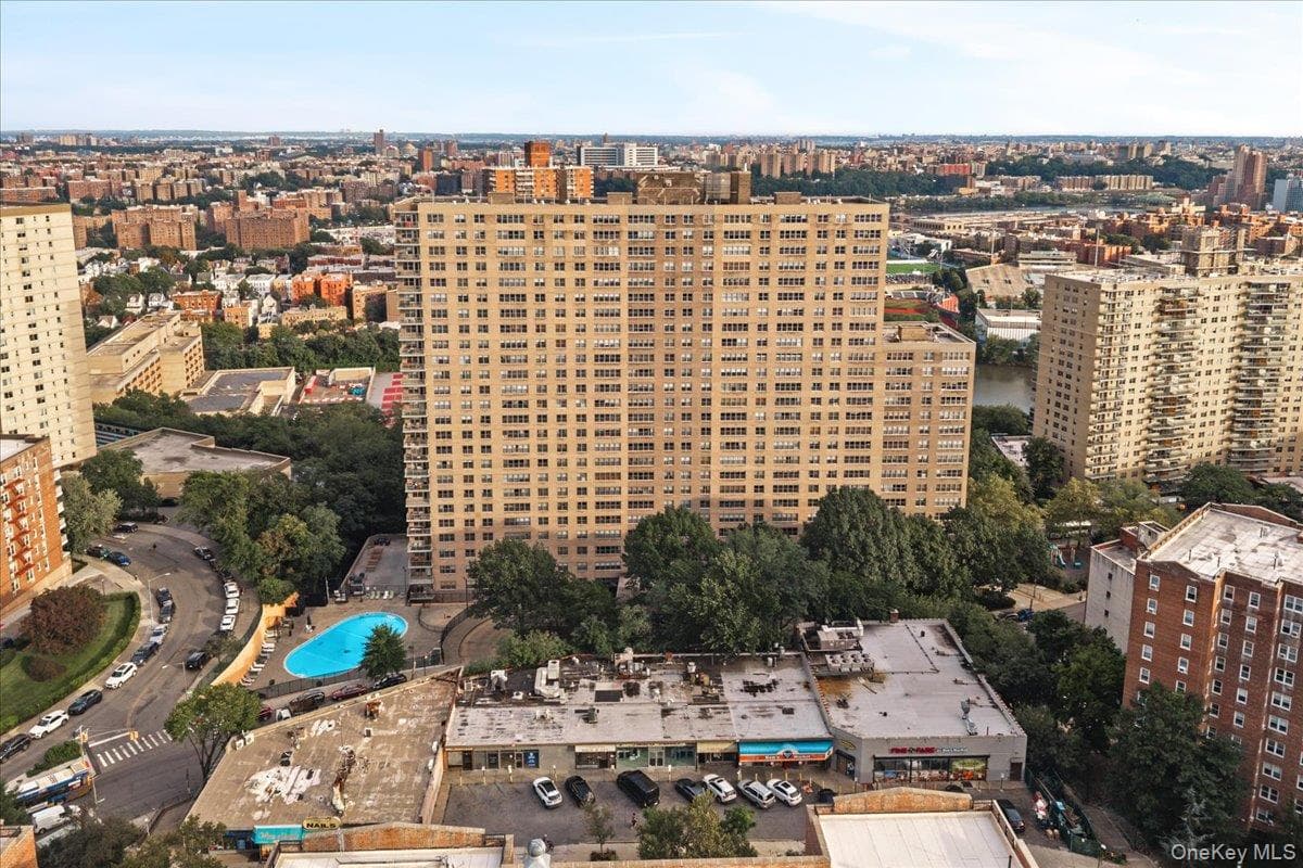 555 Kappock Street Unit: 7E thumbnail 4