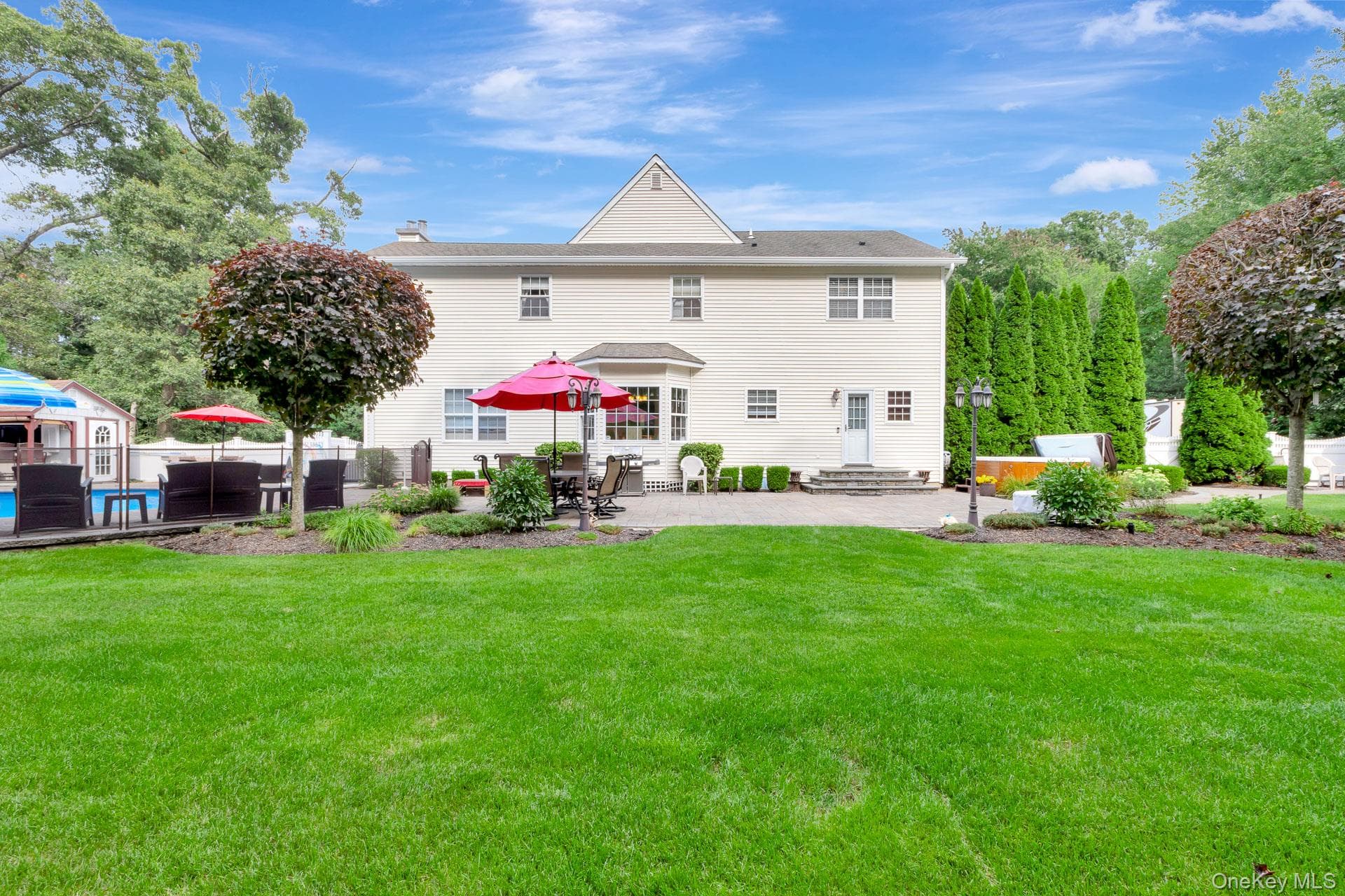 2835 N Wading River Road thumbnail 46