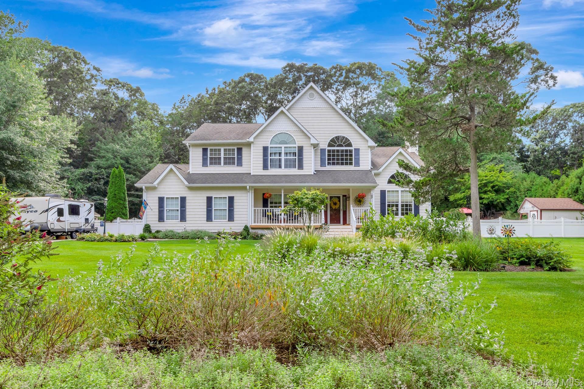 2835 N Wading River Road thumbnail 4