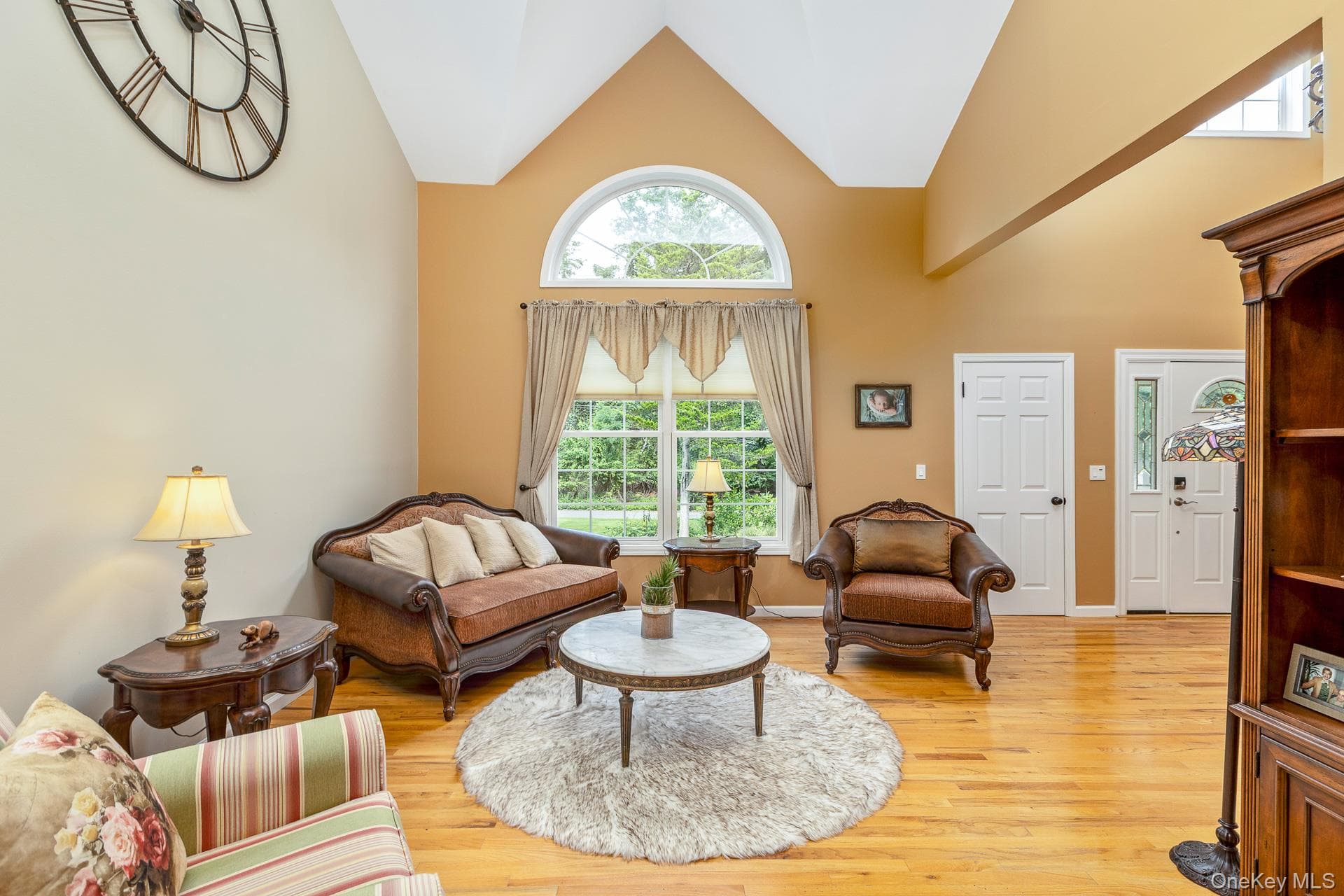 2835 N Wading River Road thumbnail 13