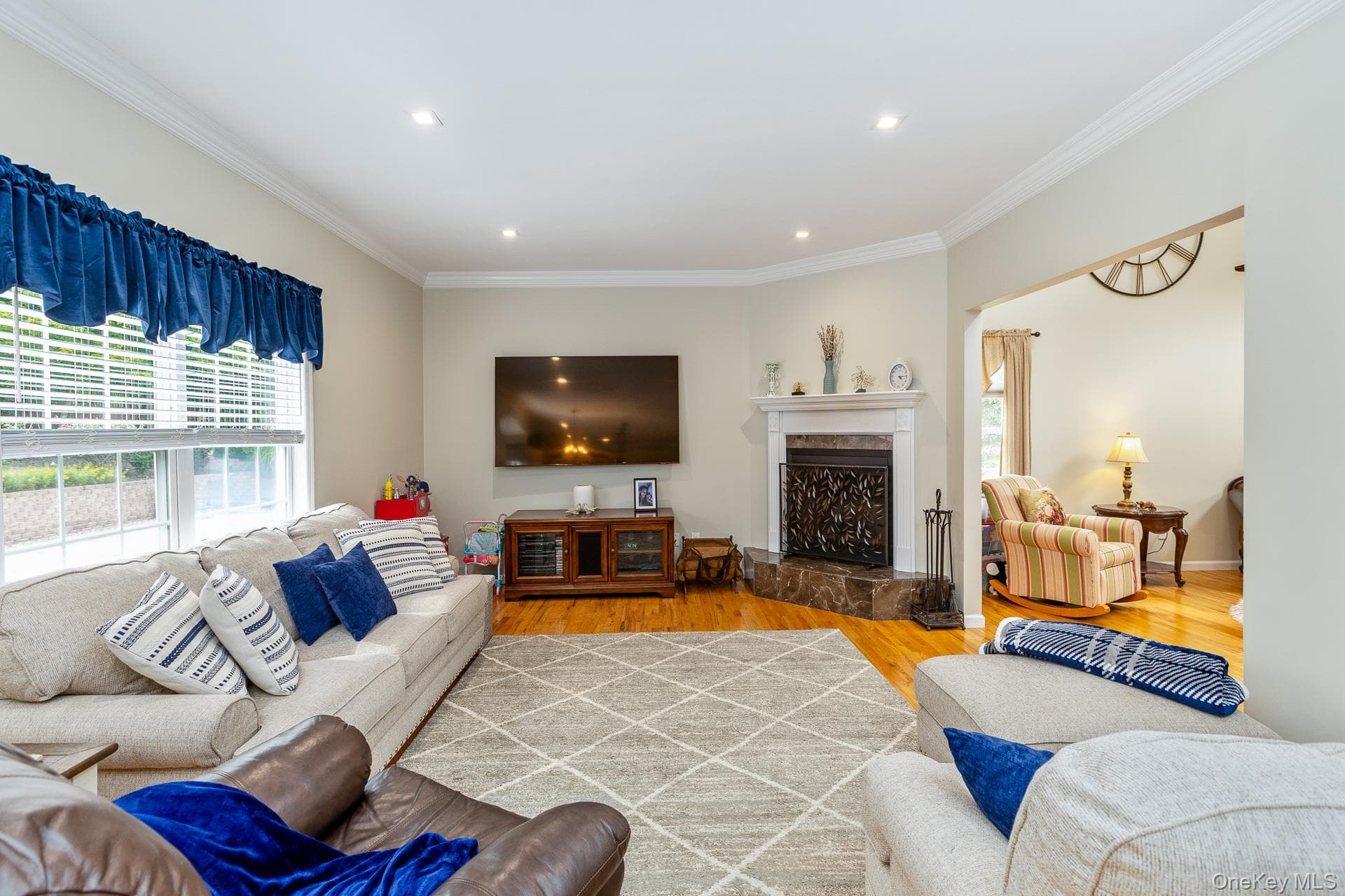 2835 N Wading River Road thumbnail 16