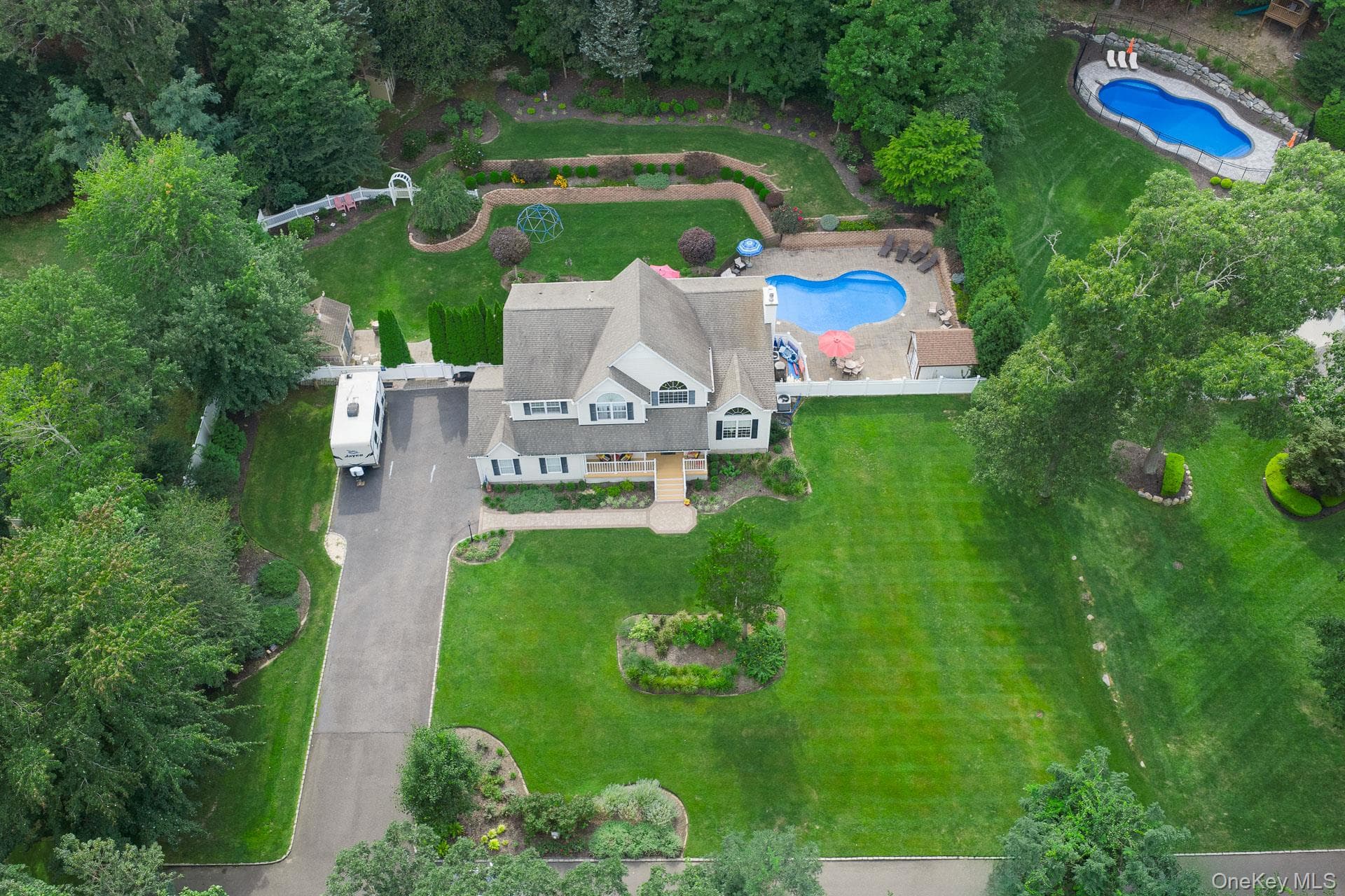 2835 N Wading River Road, Wading River