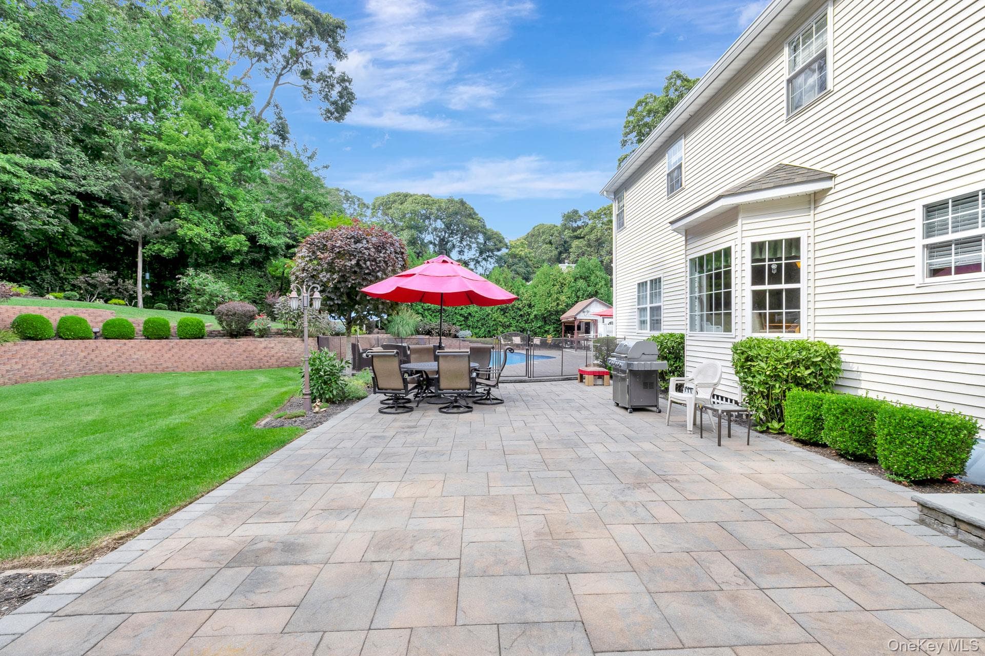 2835 N Wading River Road thumbnail 43