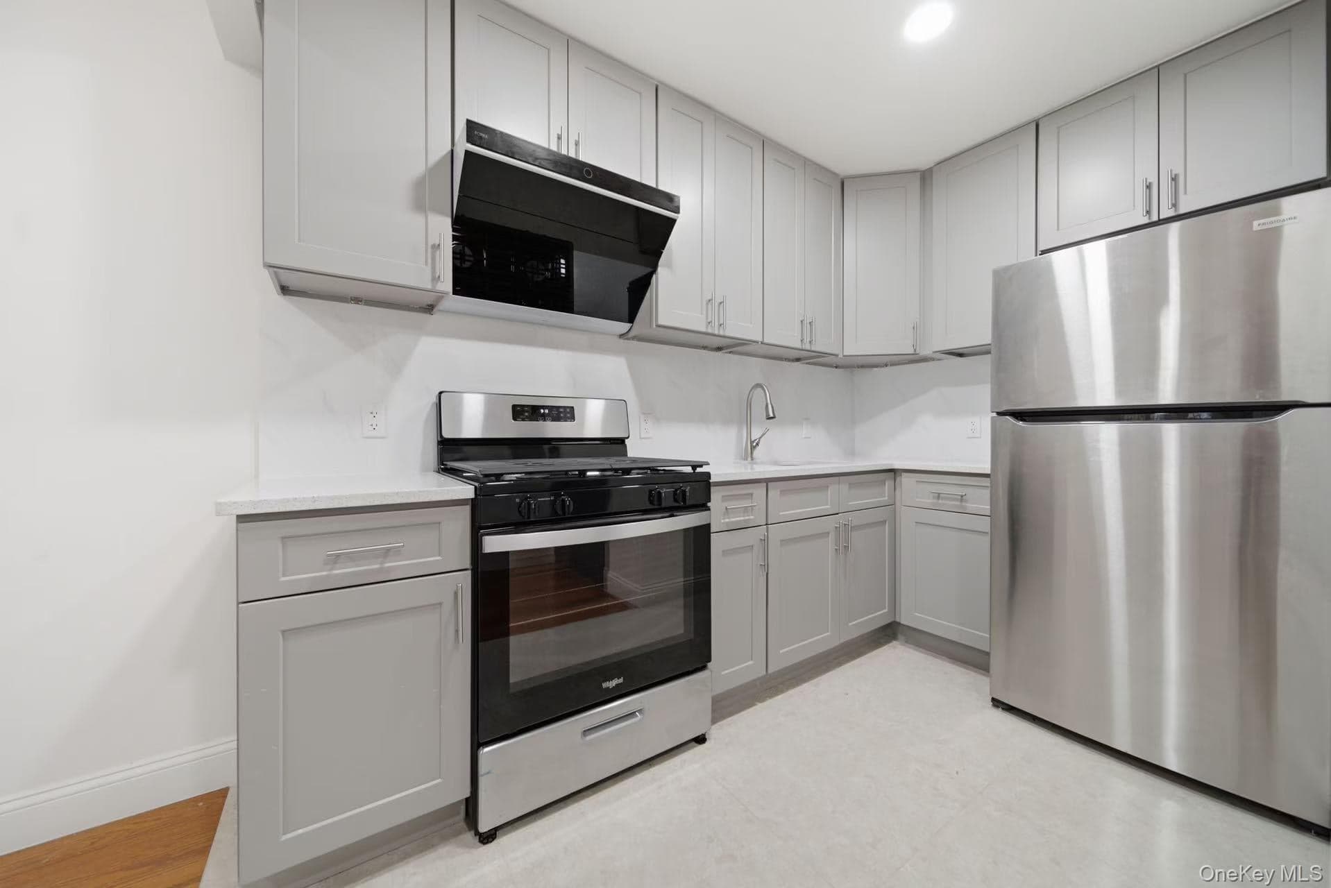 141-15 Cherry Avenue Unit: 3C thumbnail 5
