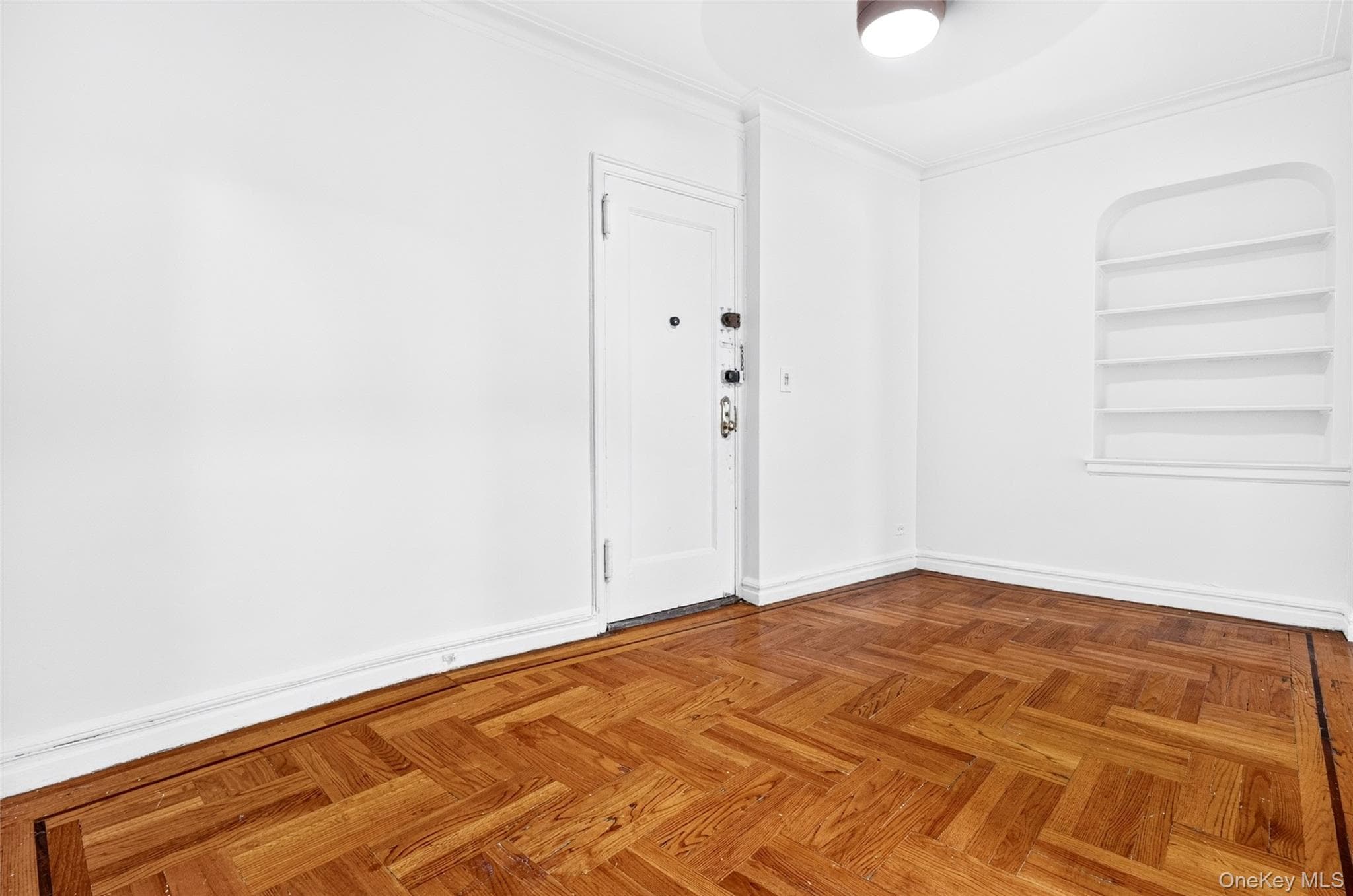601 Pelham Parkway Unit: 315 thumbnail 5