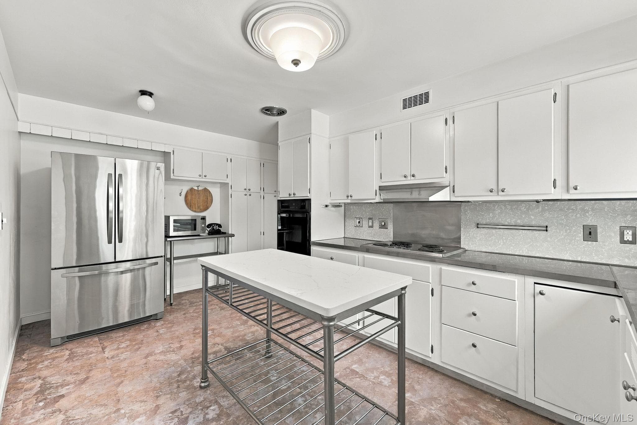 125 Betsy Brown Road thumbnail 9