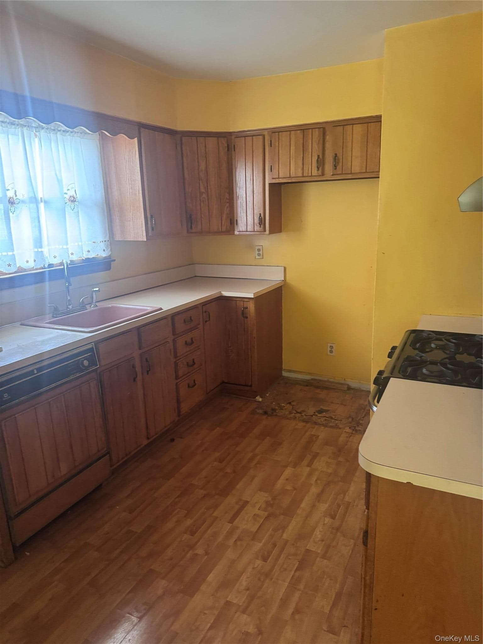 89 N Bergen Place thumbnail 3