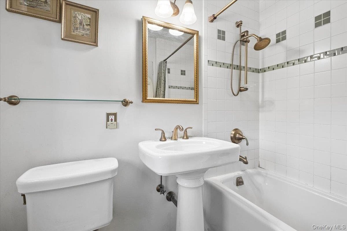 235 Garth Road Unit: D6A thumbnail 22