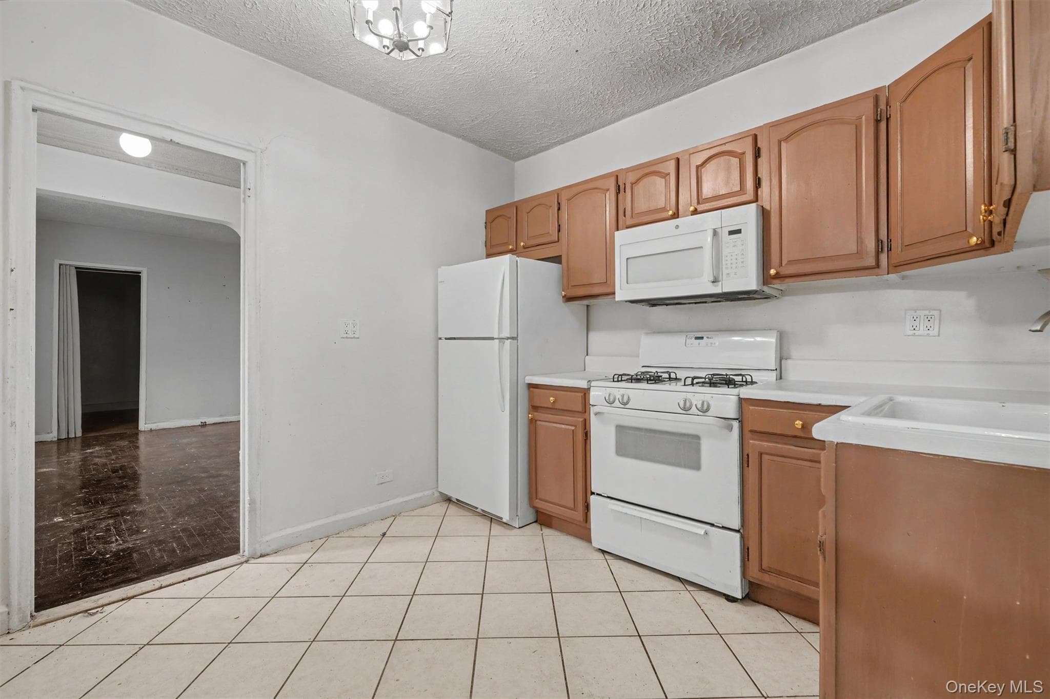 2190 Boston Road Unit: 6B thumbnail 16