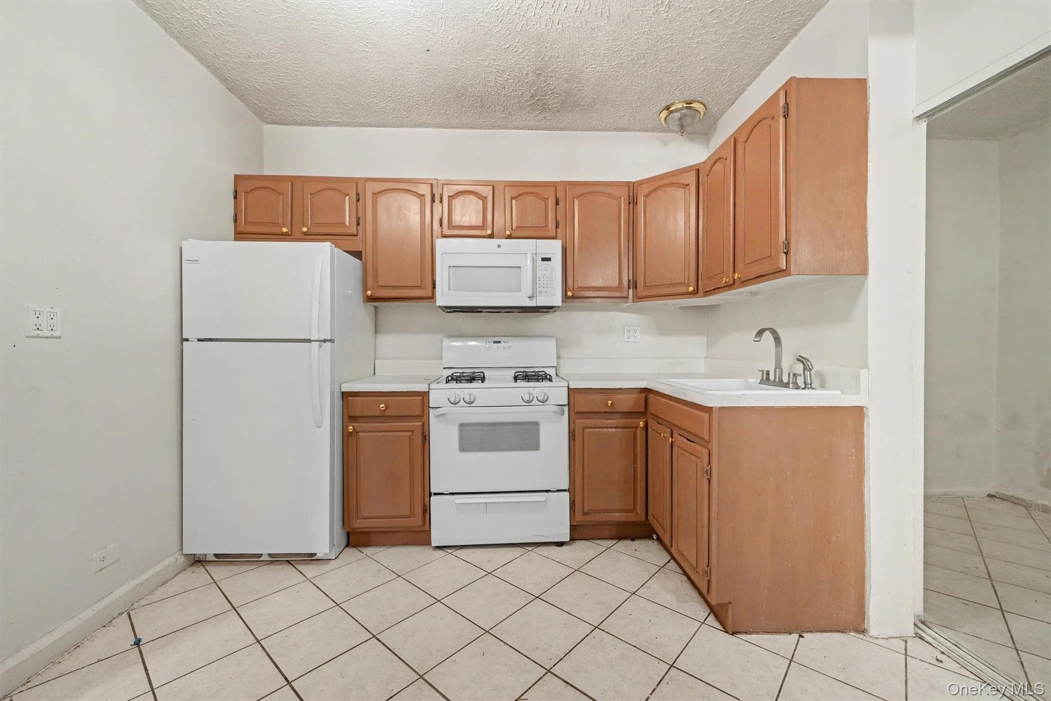 2190 Boston Road Unit: 6B thumbnail 15
