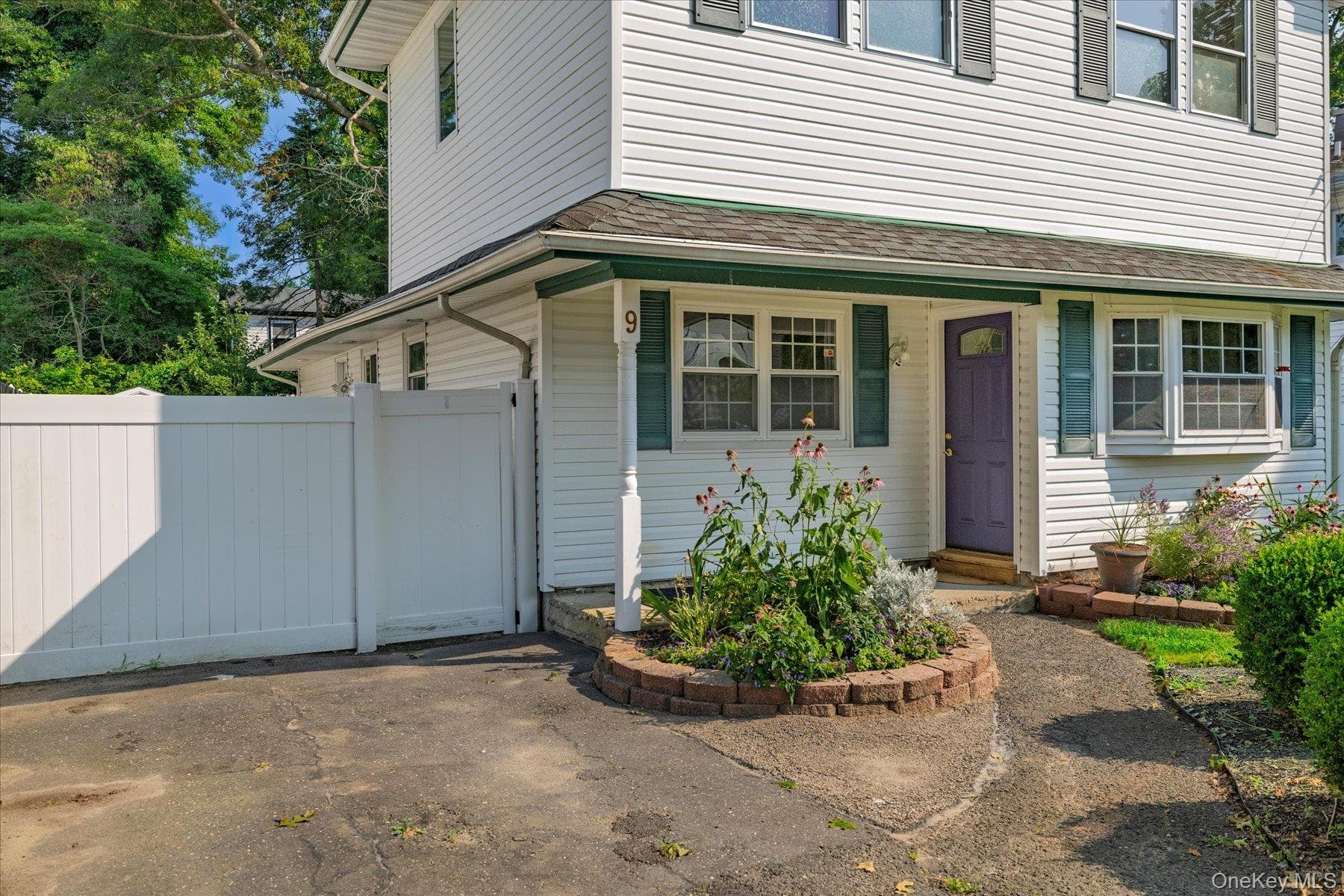 9 Robinson Drive thumbnail 2