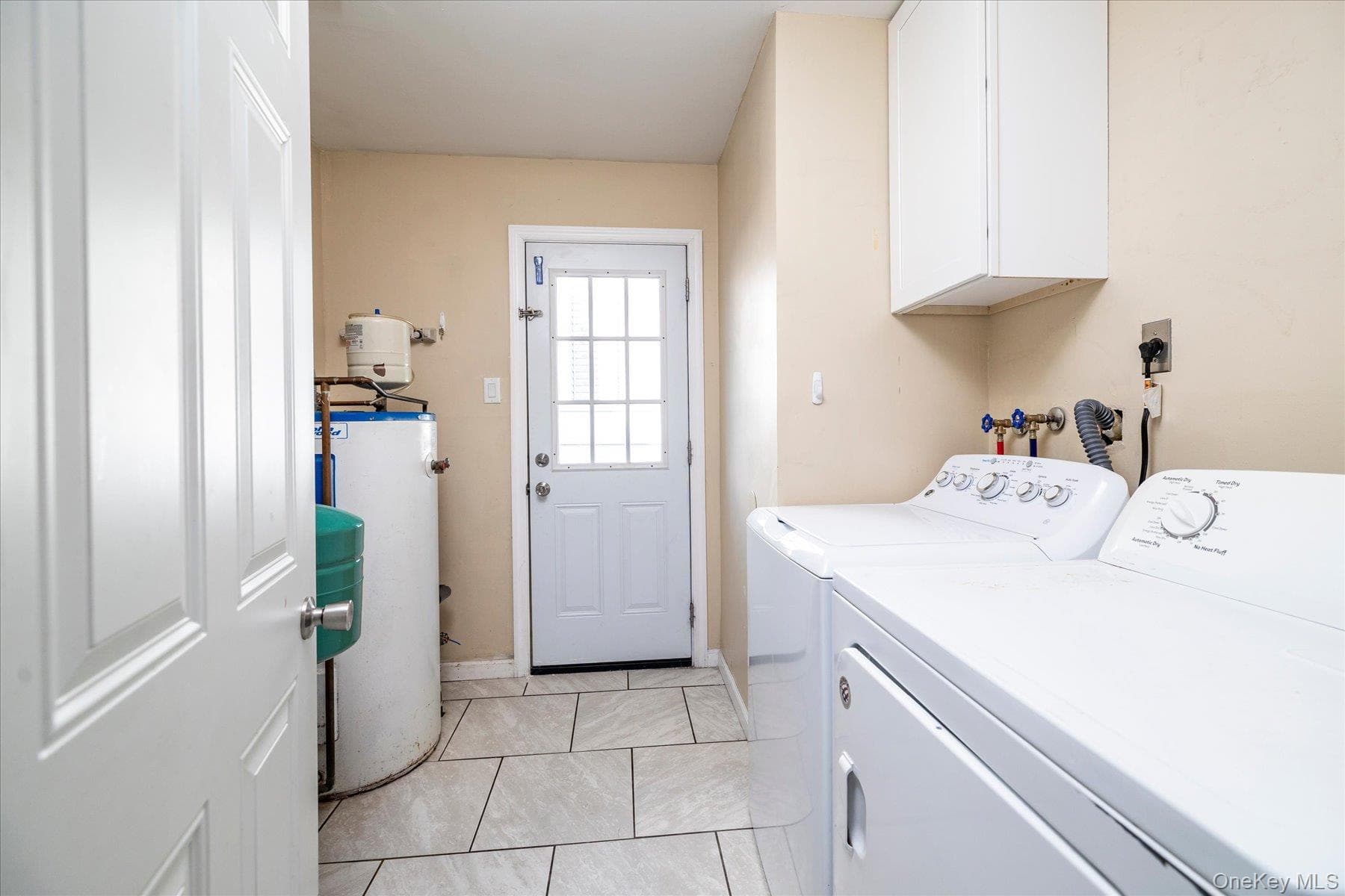 9 Robinson Drive thumbnail 16