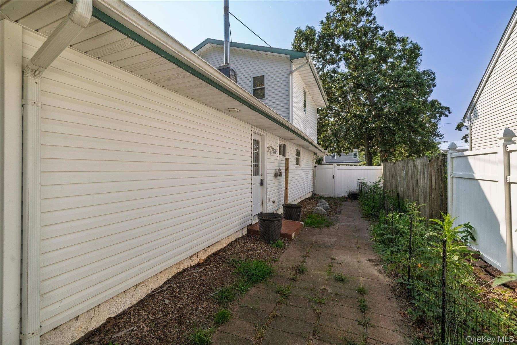 9 Robinson Drive thumbnail 21