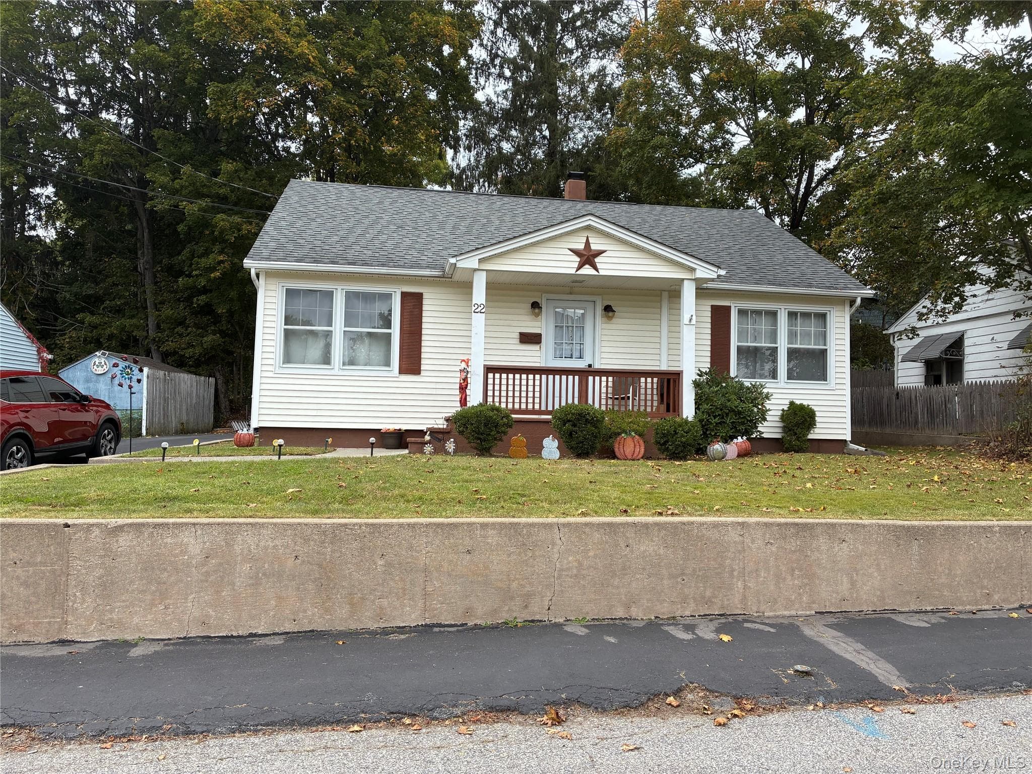 22 Farnum Street photo 1
