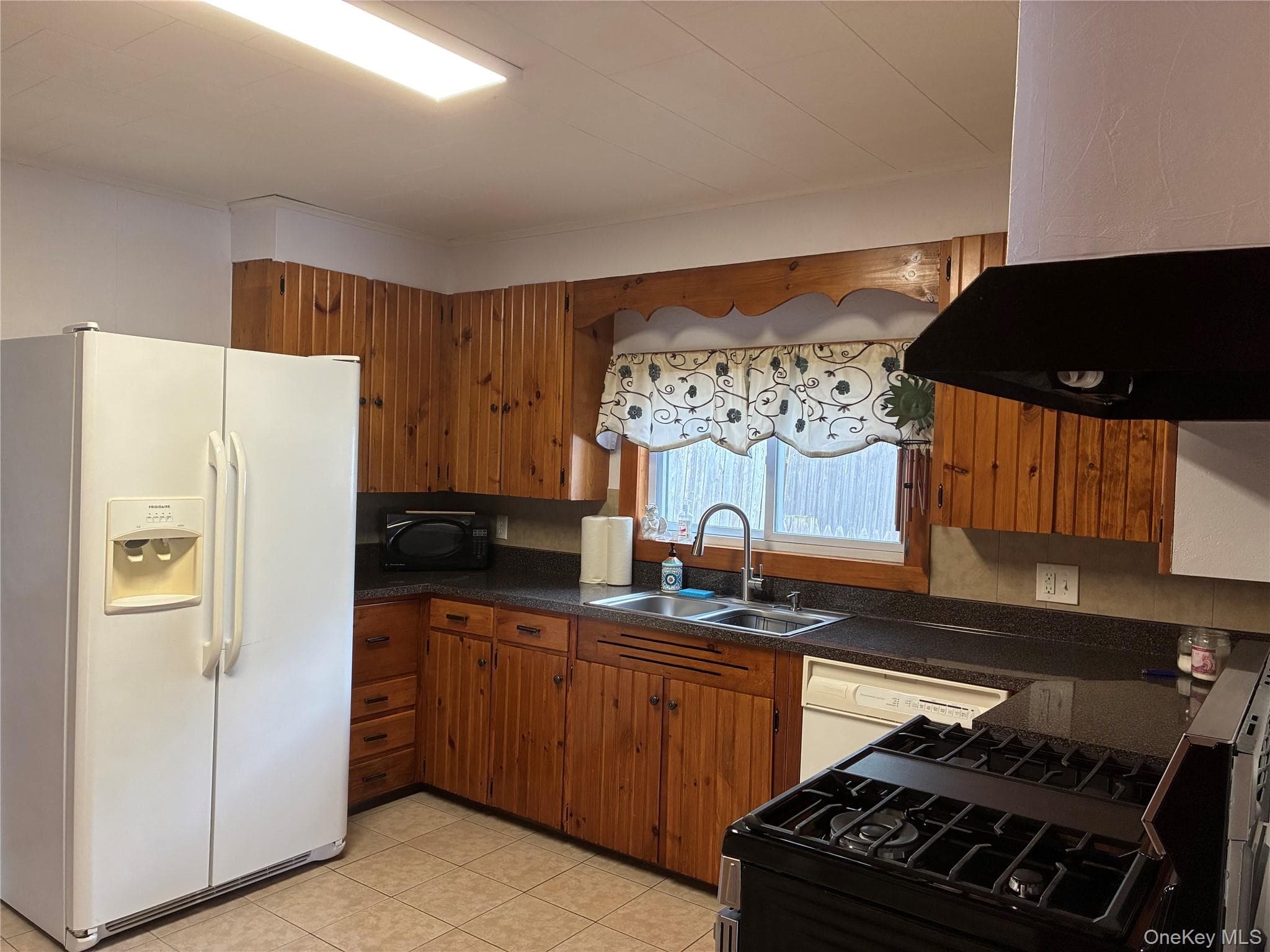 22 Farnum Street thumbnail 9