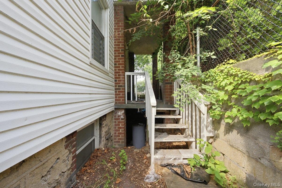 4412 Bronx Boulevard thumbnail 26