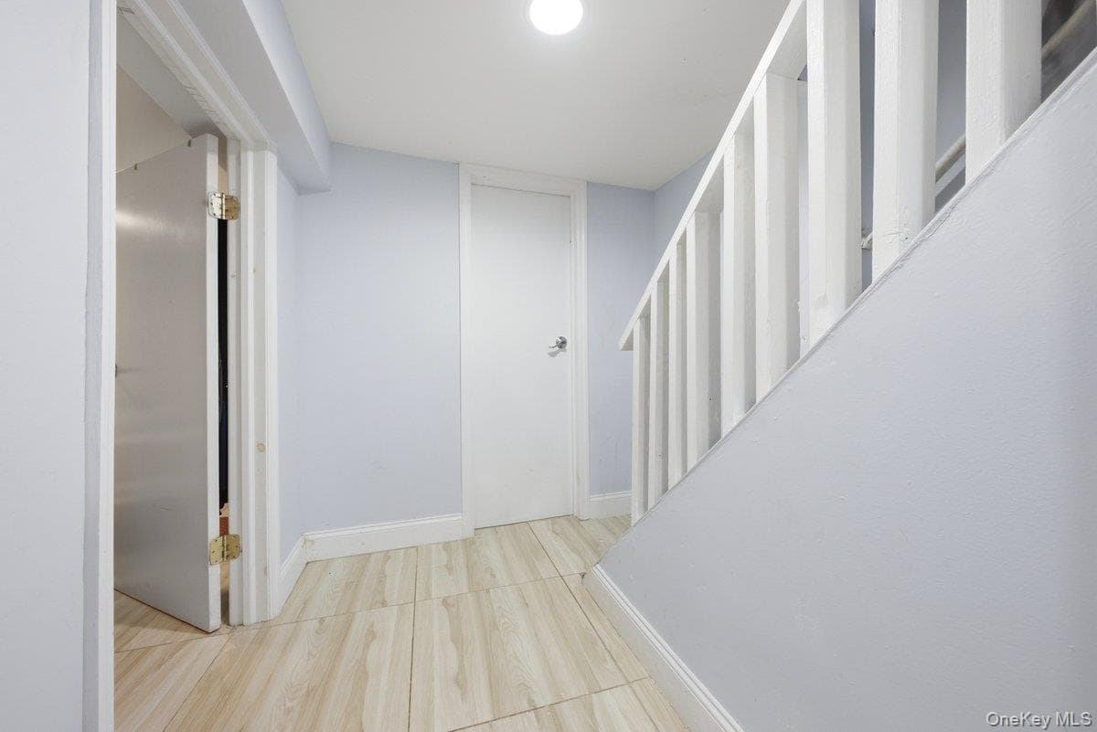 4412 Bronx Boulevard thumbnail 24