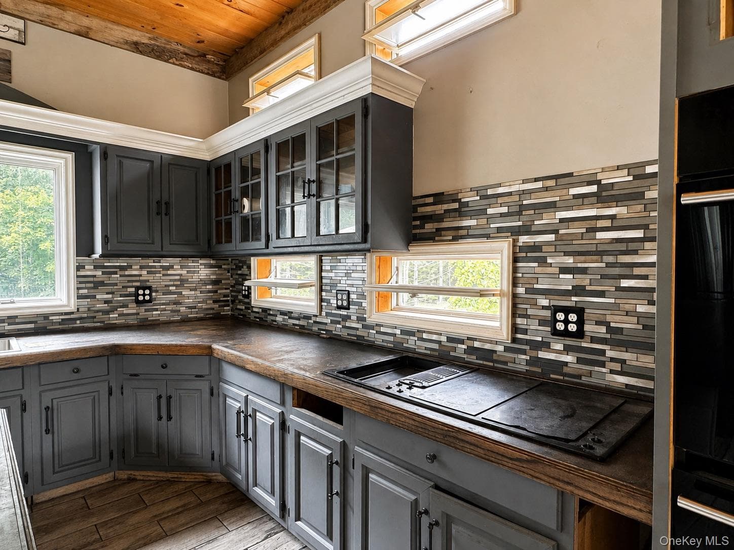 661 Hervey Sunside Road thumbnail 12