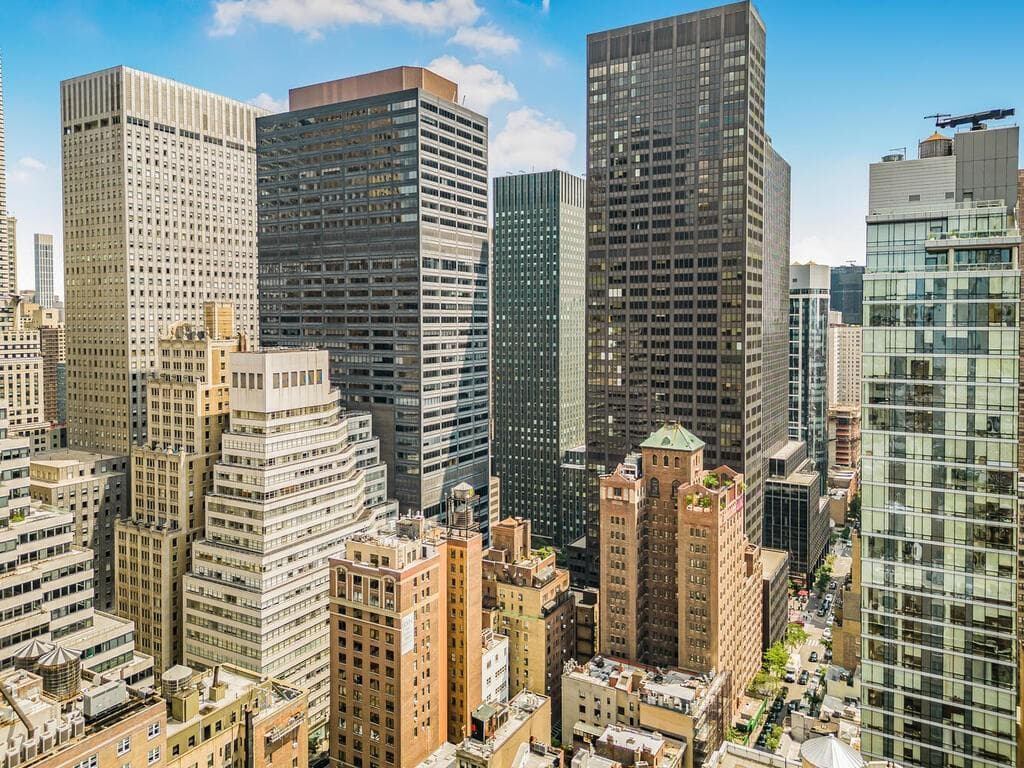 115 E 39th Street thumbnail 29