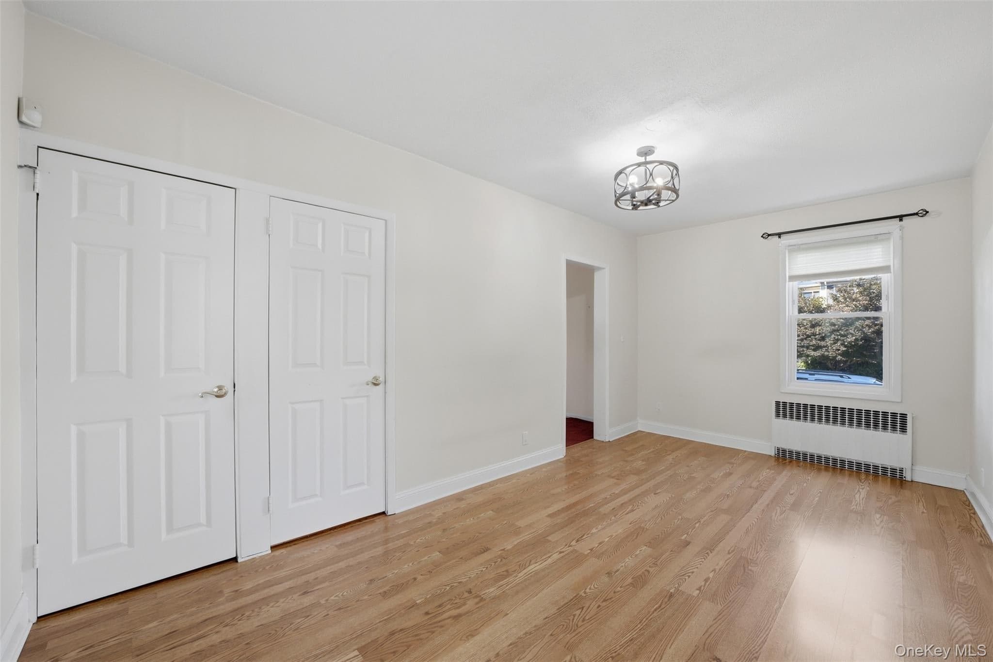 315 Sickles Avenue thumbnail 5