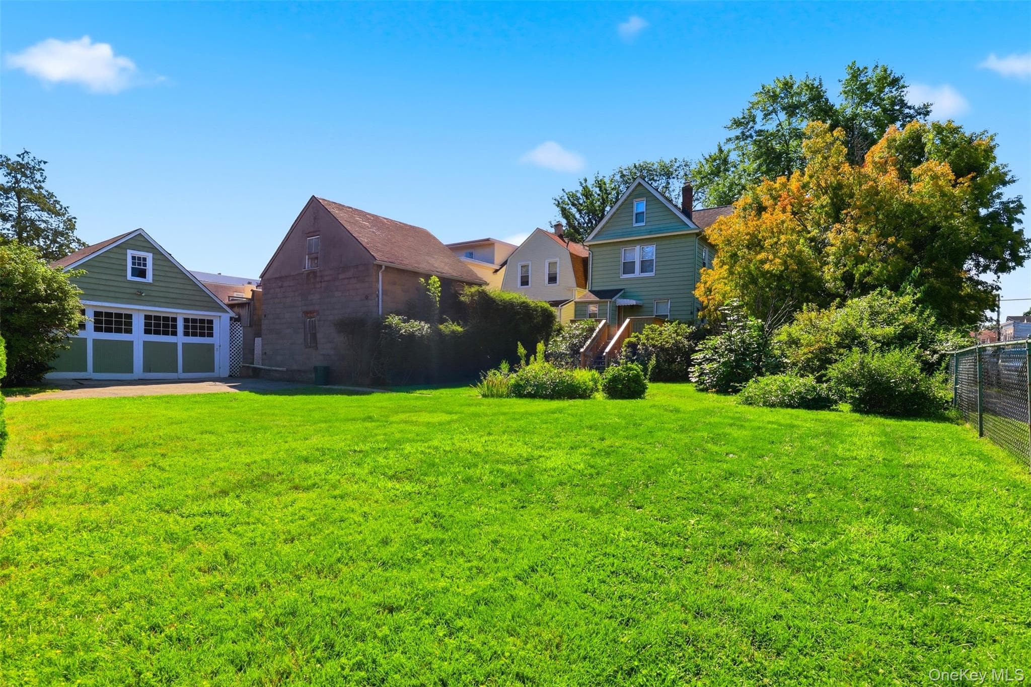 315 Sickles Avenue thumbnail 33