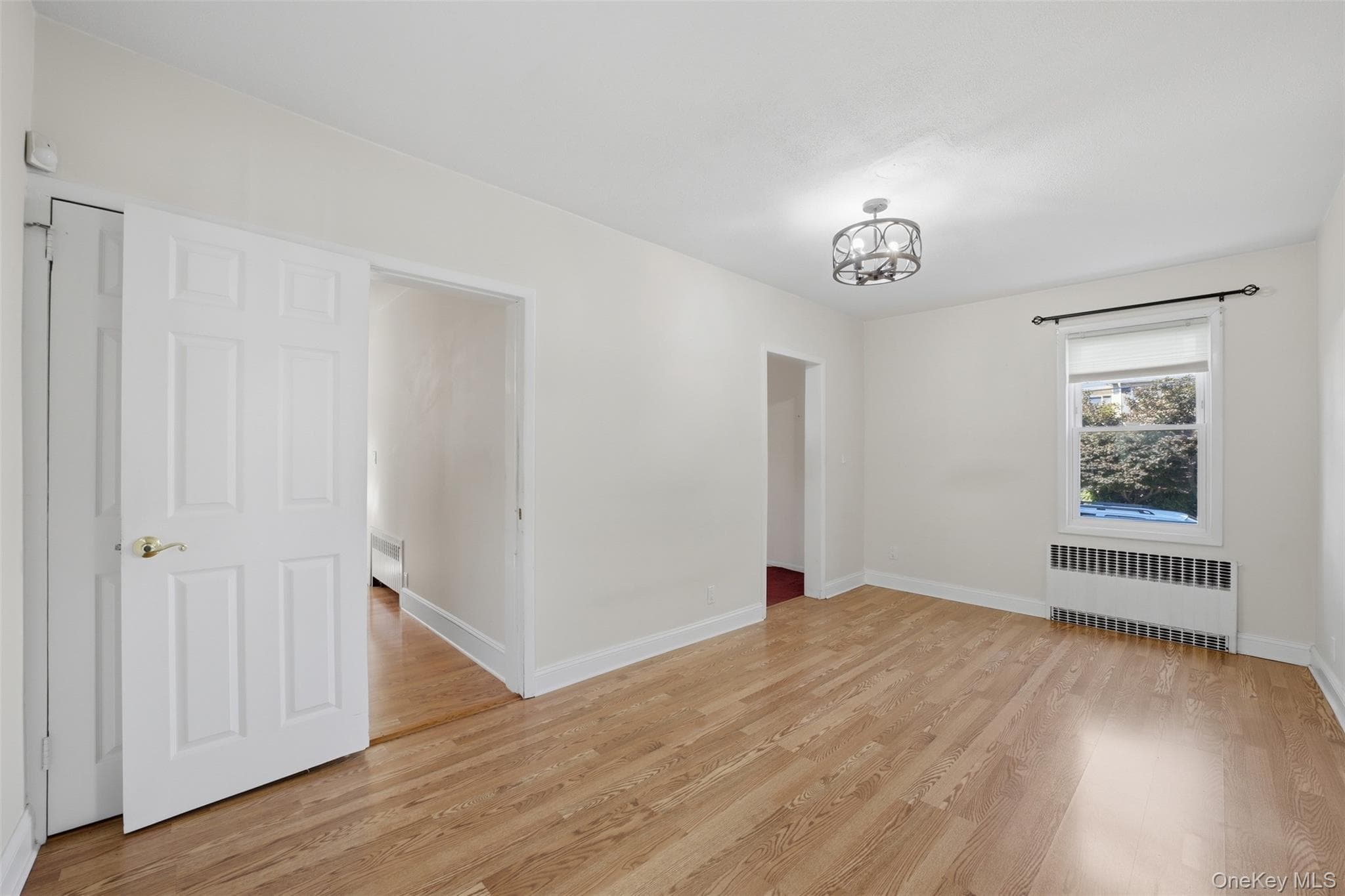 315 Sickles Avenue thumbnail 4