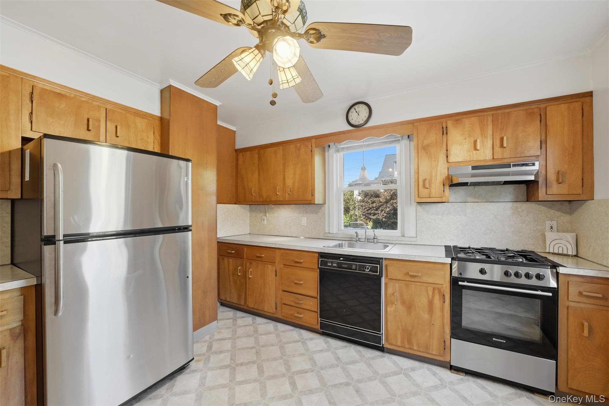 315 Sickles Avenue thumbnail 20