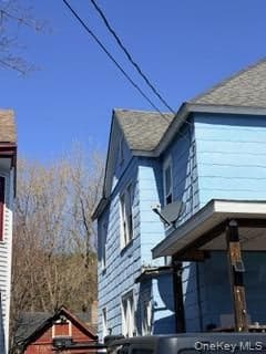 10 Sullivan Avenue thumbnail 4