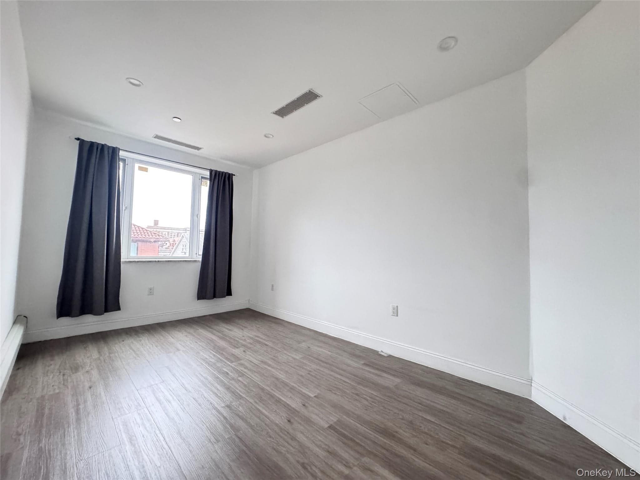 136-20 Booth Memorial Avenue Unit: 3A thumbnail 12