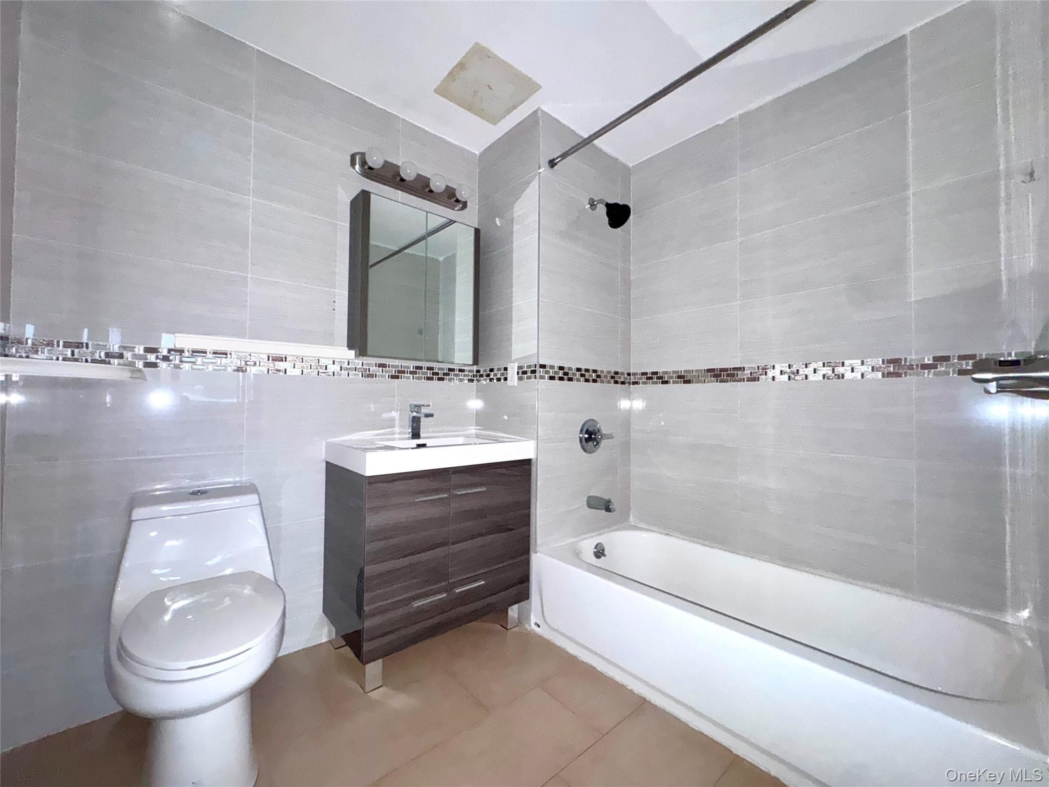 136-20 Booth Memorial Avenue Unit: 3A thumbnail 11