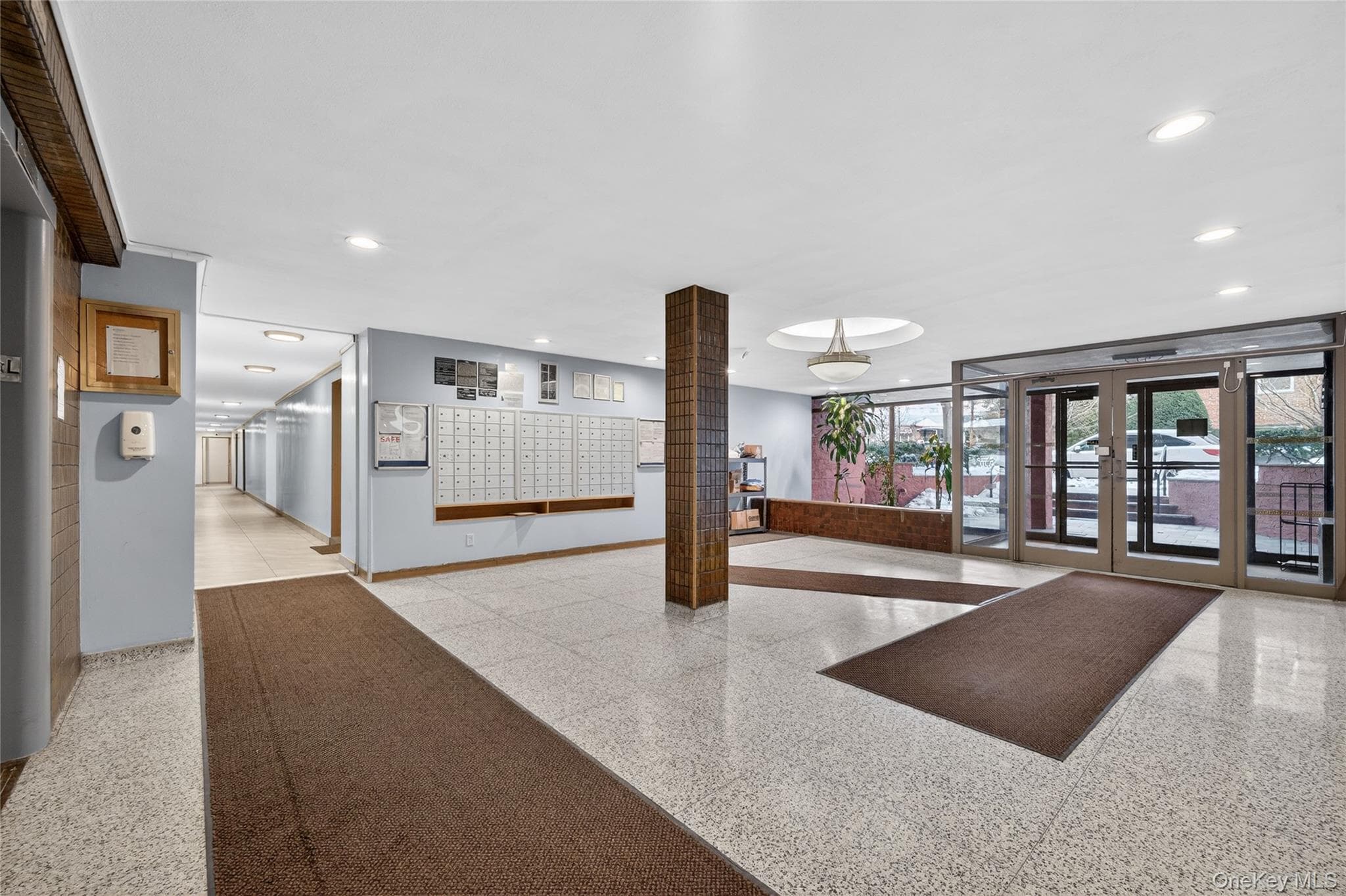 66-10 Thornton Place Unit: 4C thumbnail 14